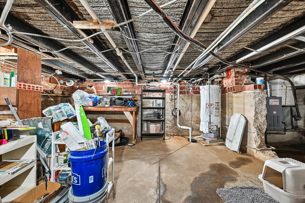 207 S Montclair Avenue Property Photo 37