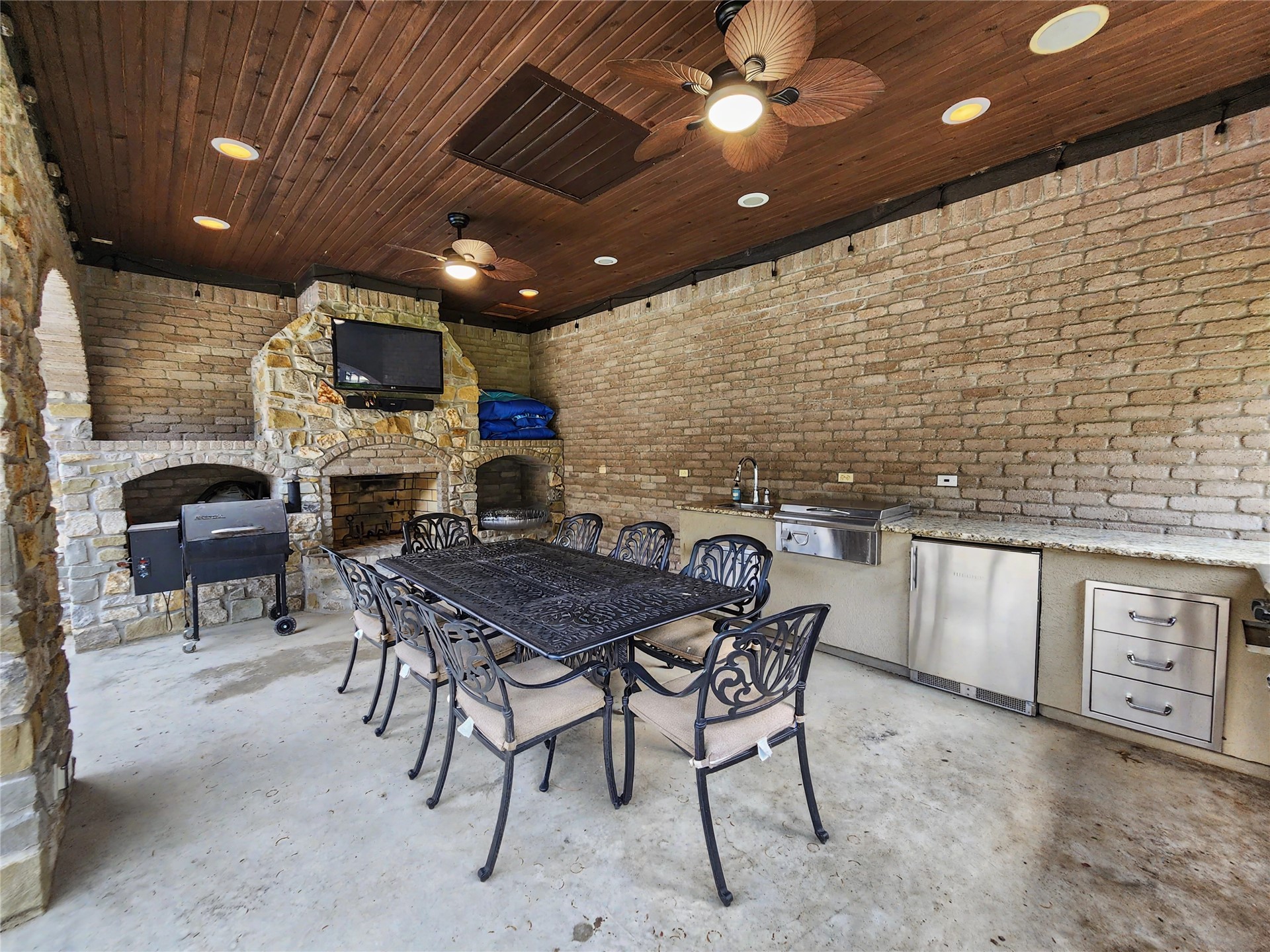 870 Cherry Springs Drive Property Photo 81