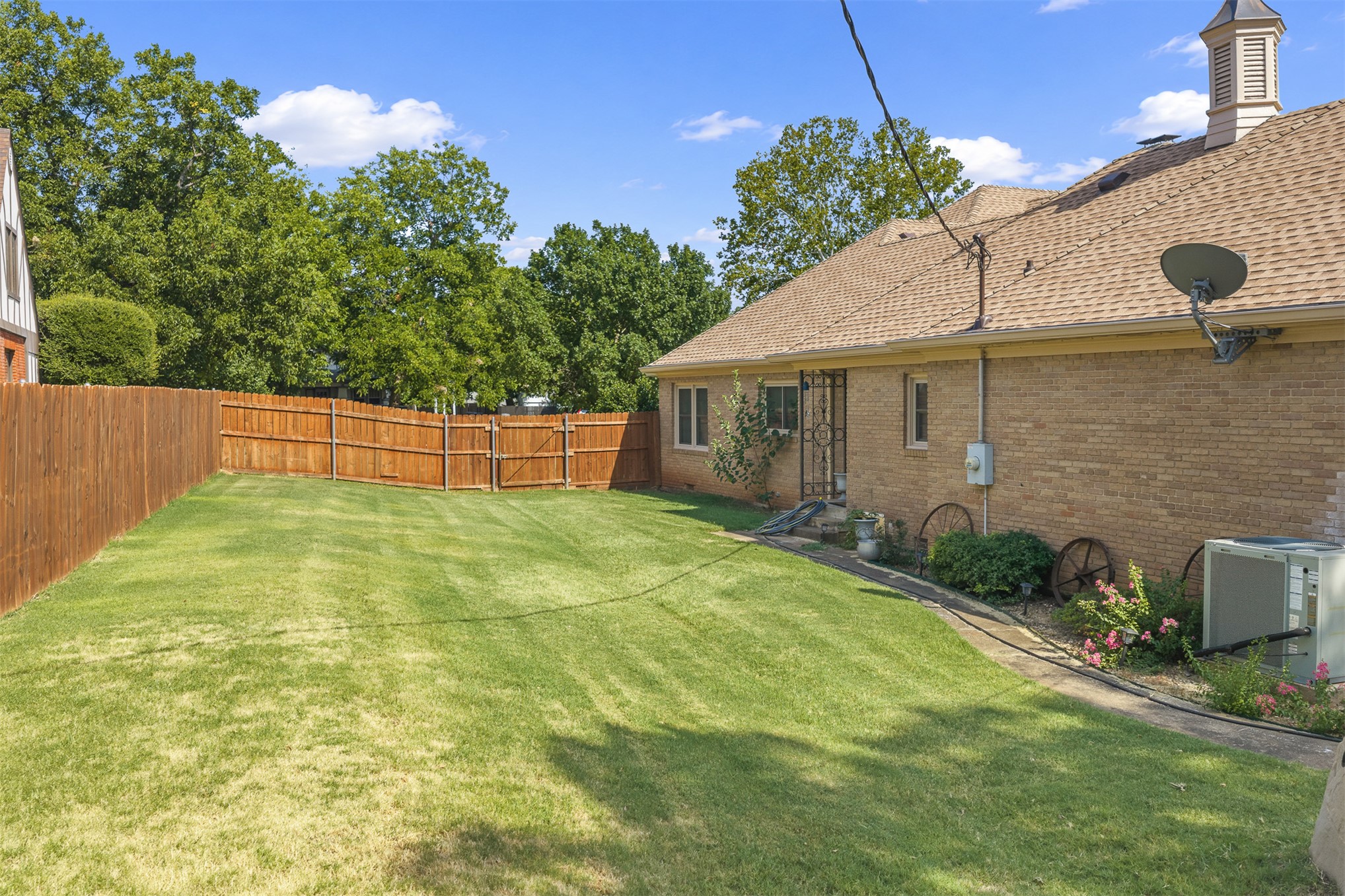 801 Nw D Street Property Photo 50