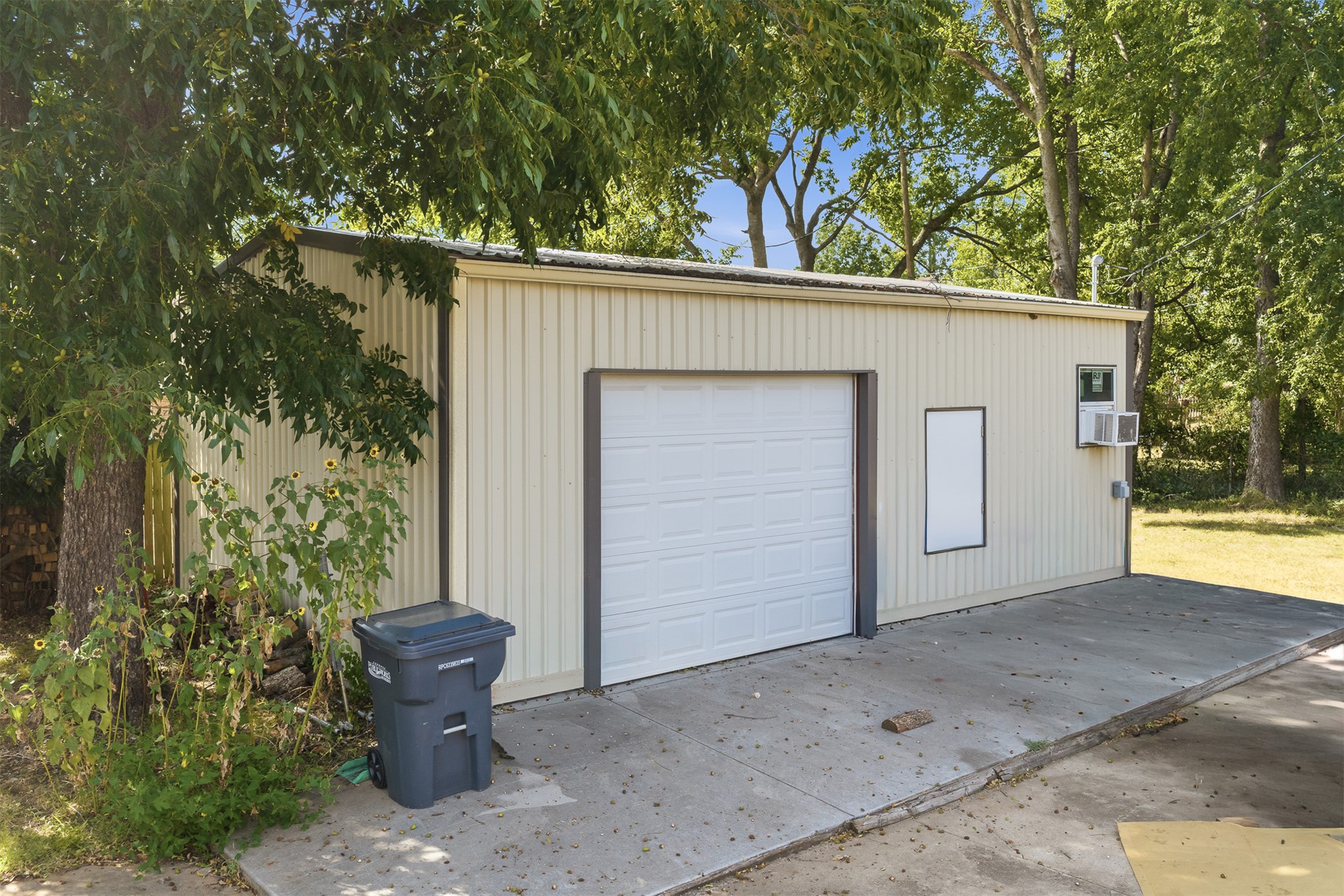 801 Nw D Street Property Photo 51