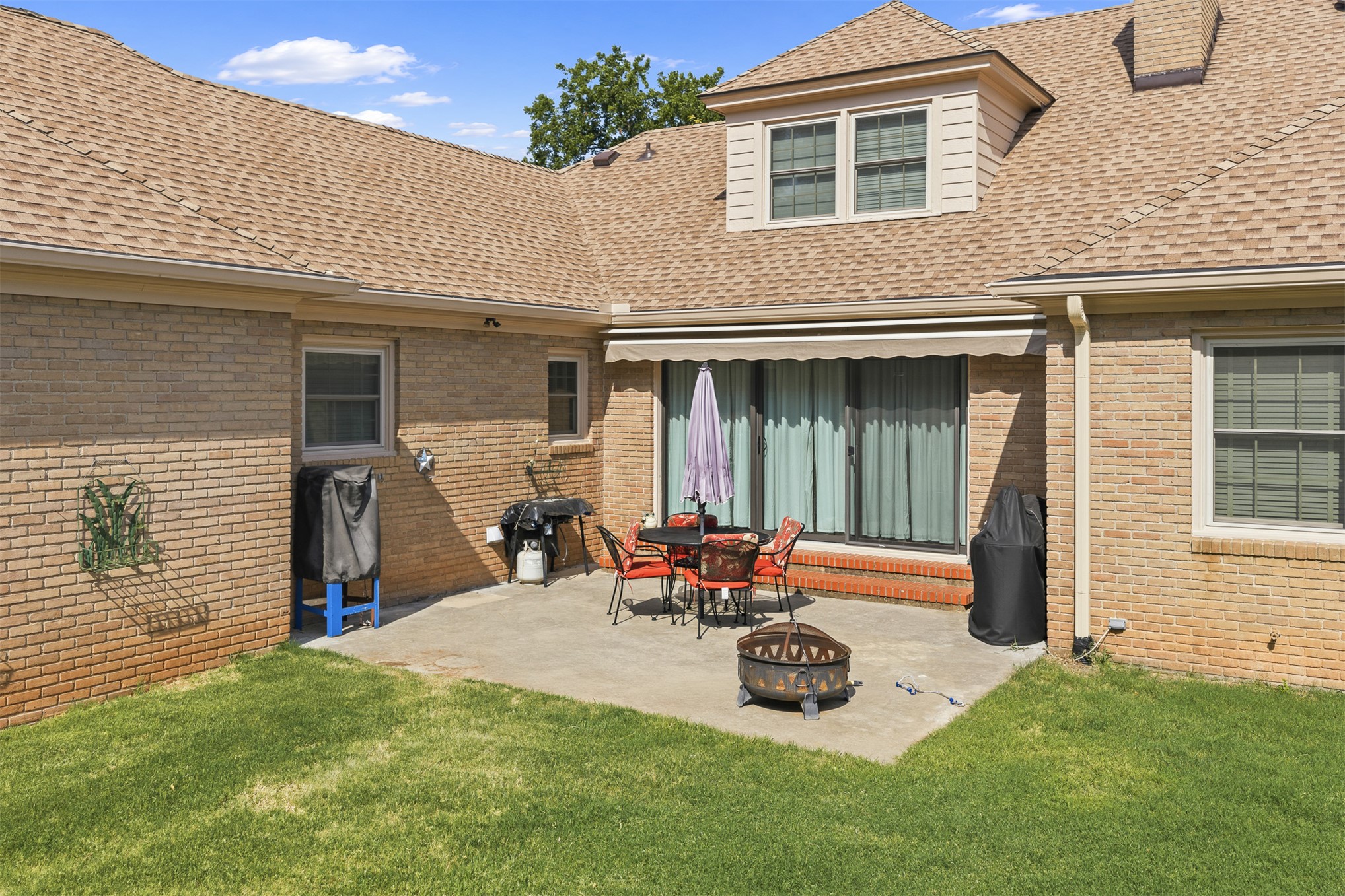 801 Nw D Street Property Photo 54