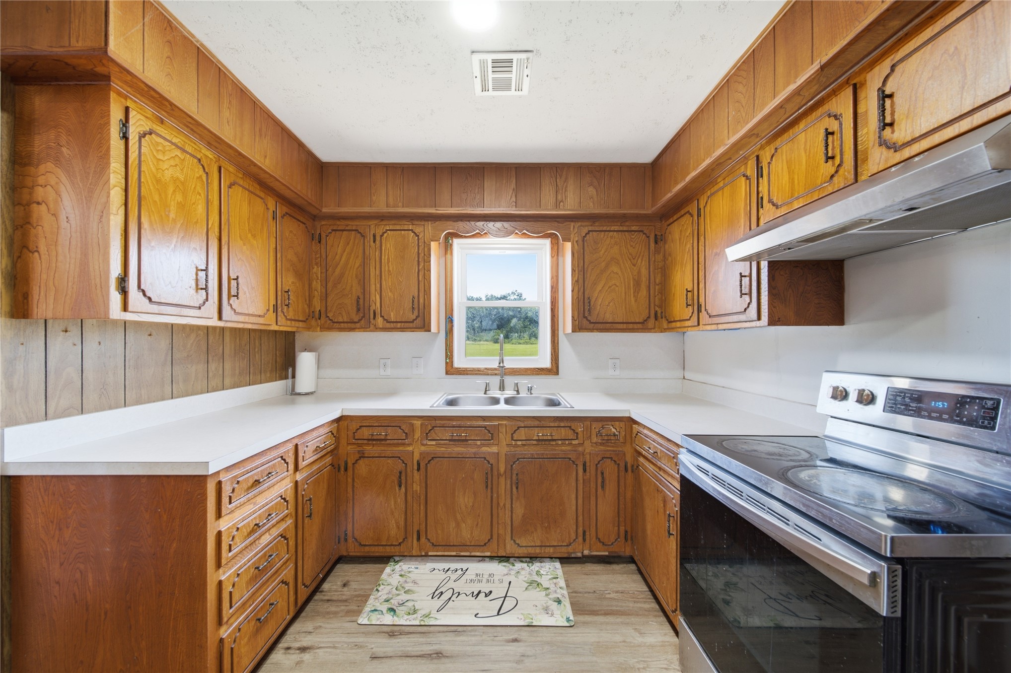 21756 S 4450 Road Property Photo 8