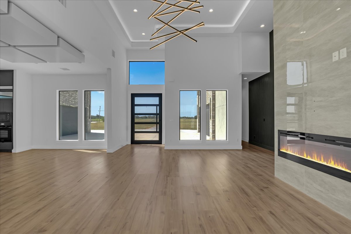 3497 E 400 Road Property Photo 15