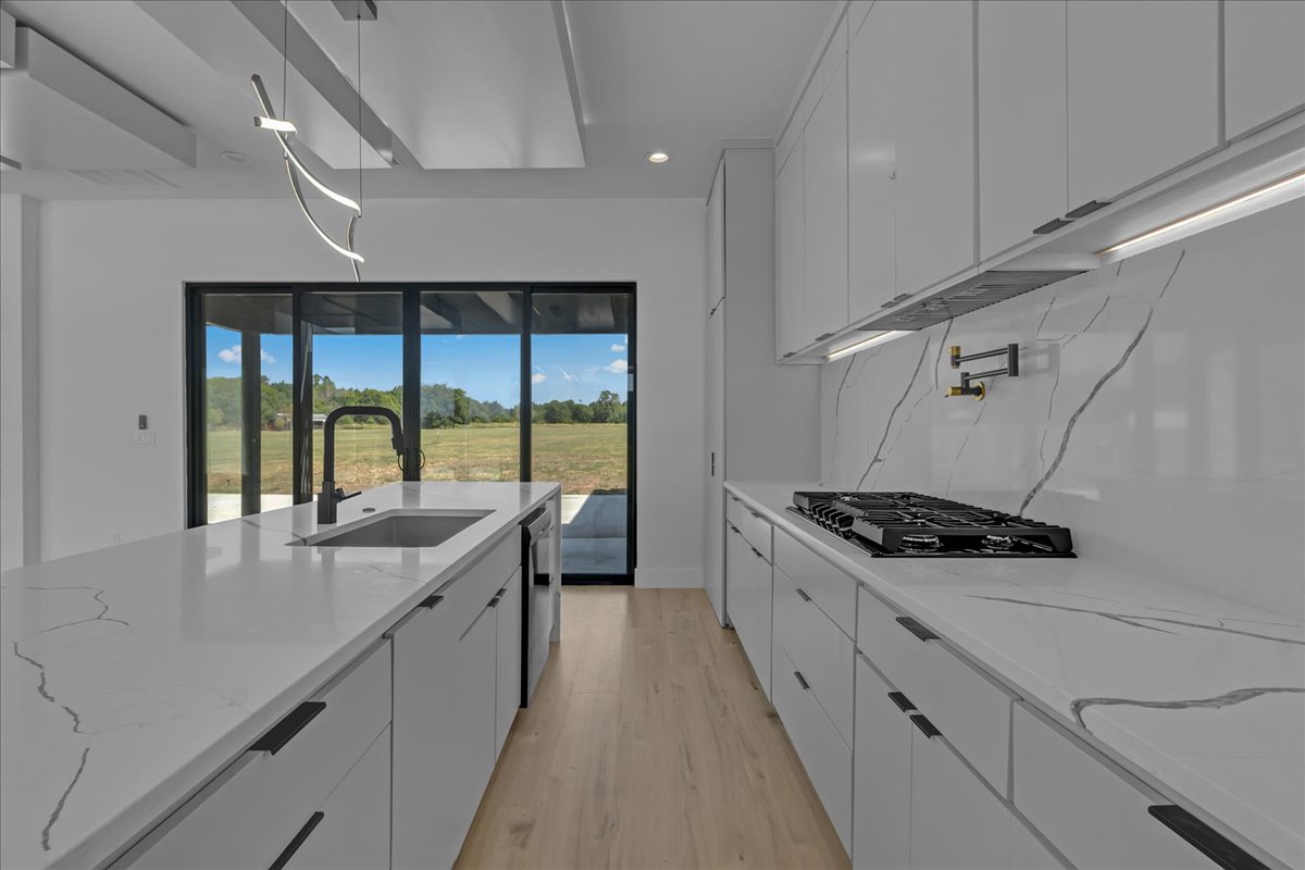 3497 E 400 Road Property Photo 26