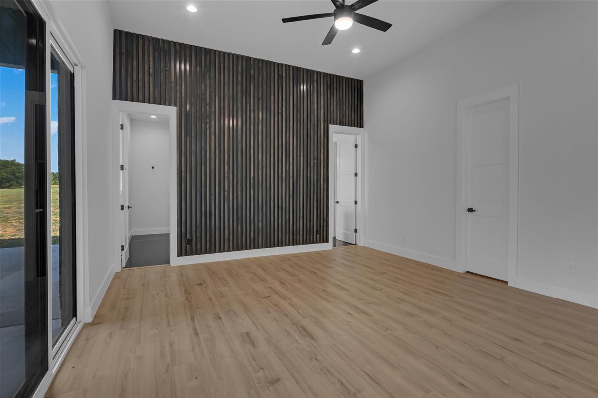 3497 E 400 Road Property Photo 37