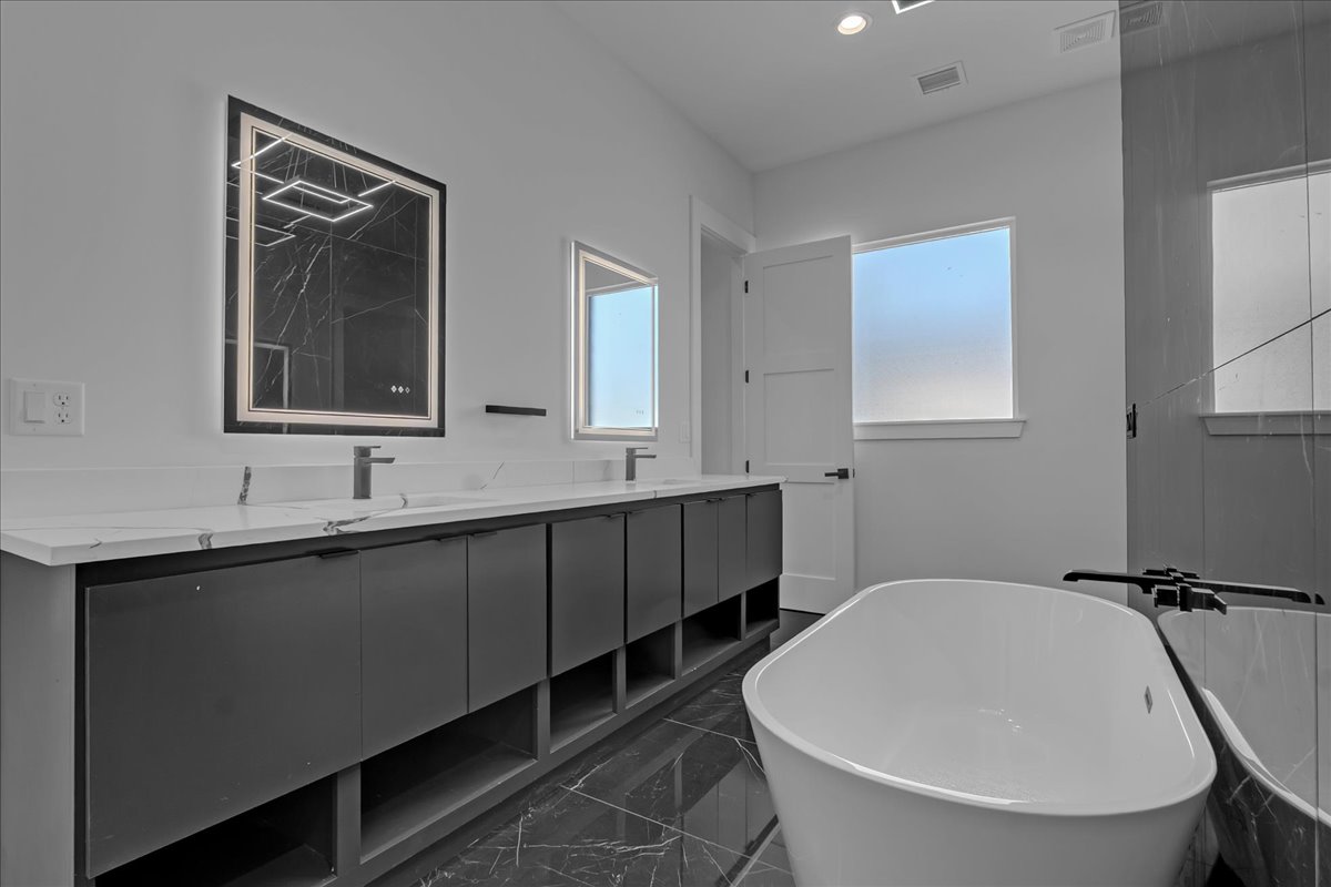 3497 E 400 Road Property Photo 39