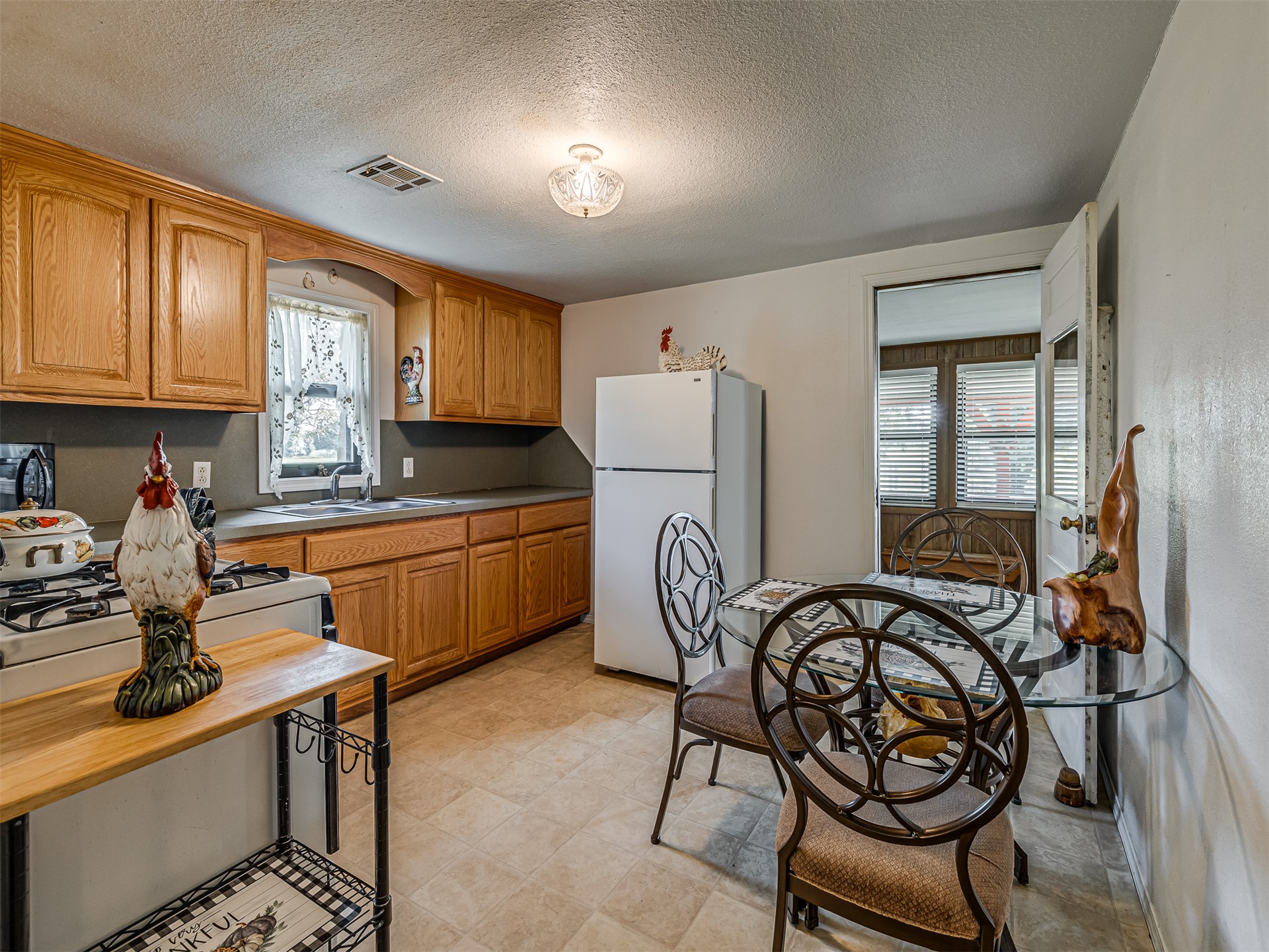 36087 S 4205 Road Property Photo 4