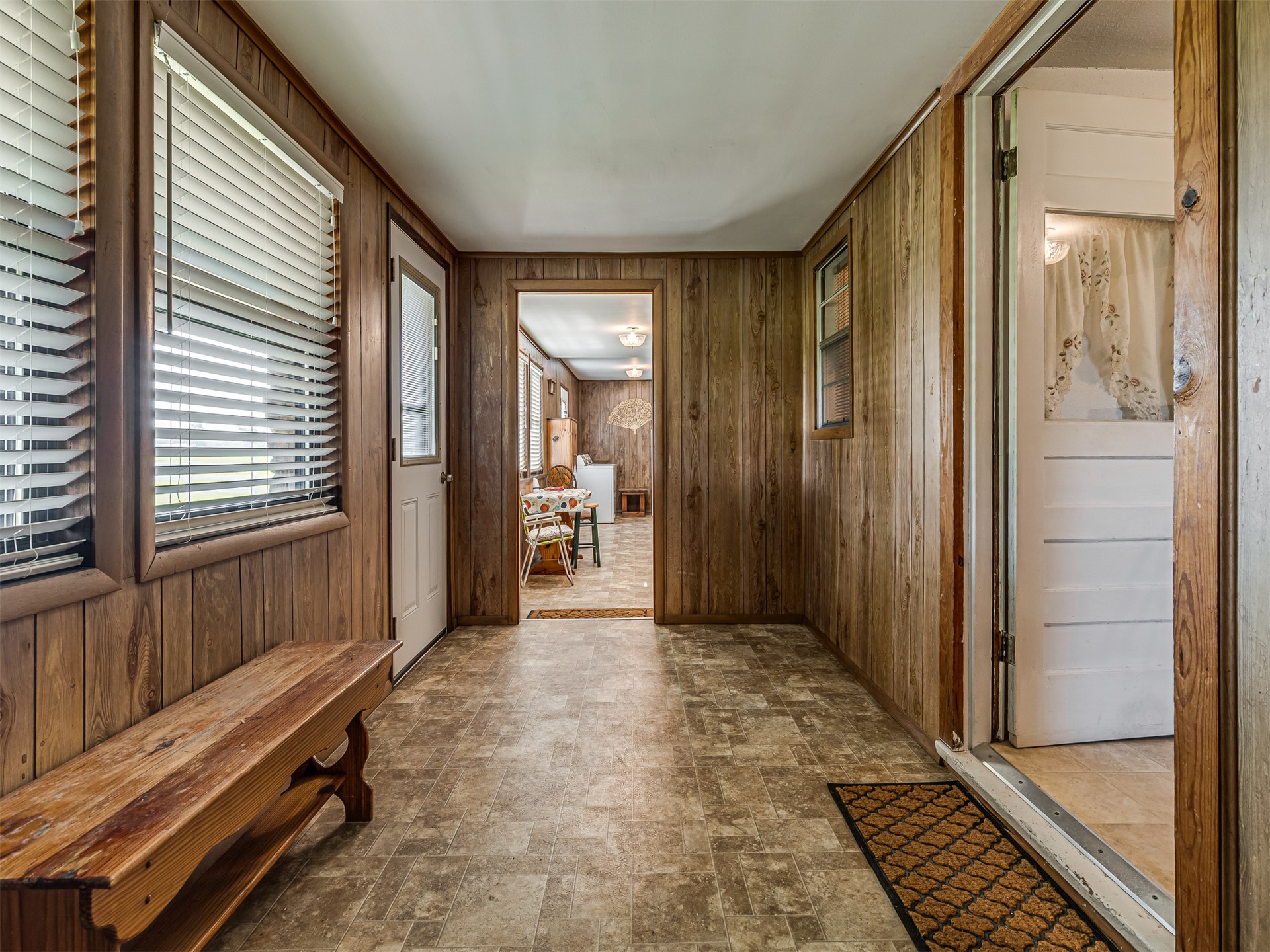 36087 S 4205 Road Property Photo 9