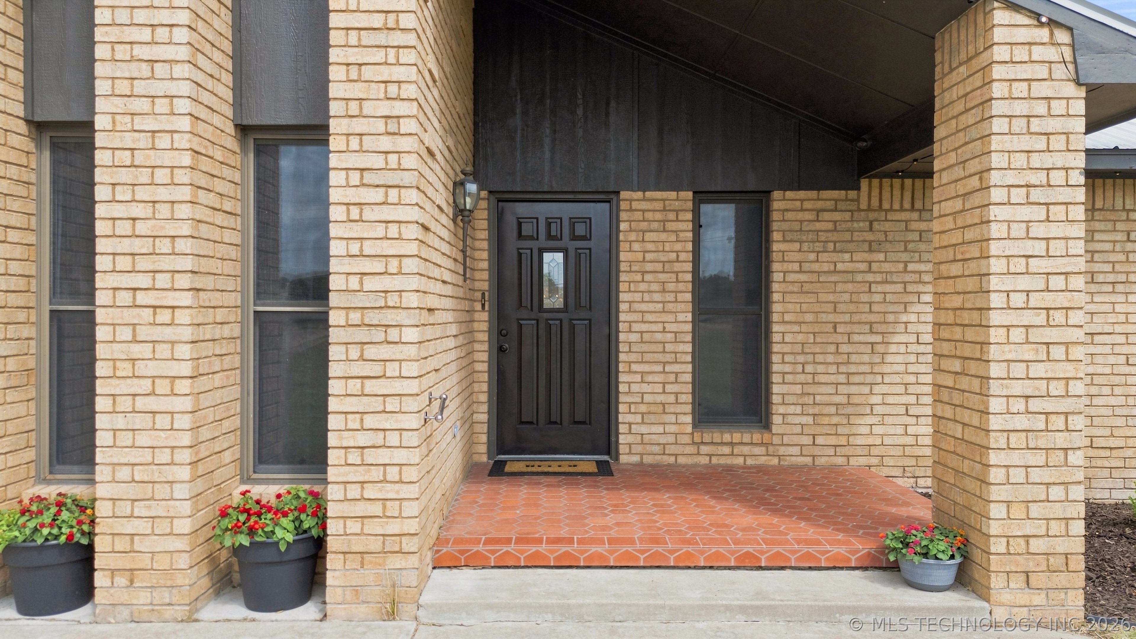 12123 S 4090 Road Property Photo 5