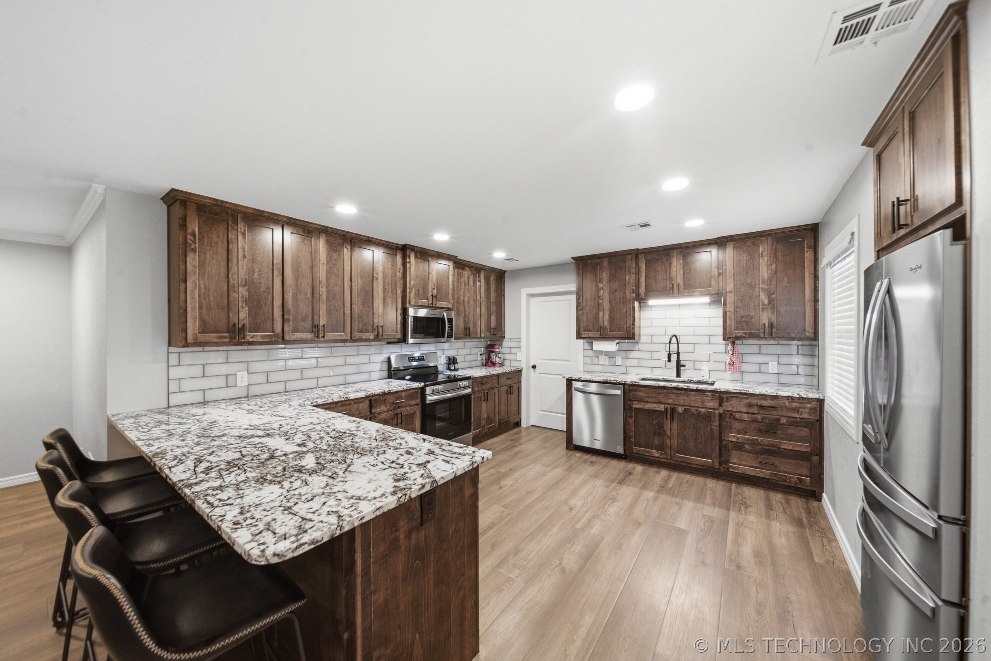 12123 S 4090 Road Property Photo 11