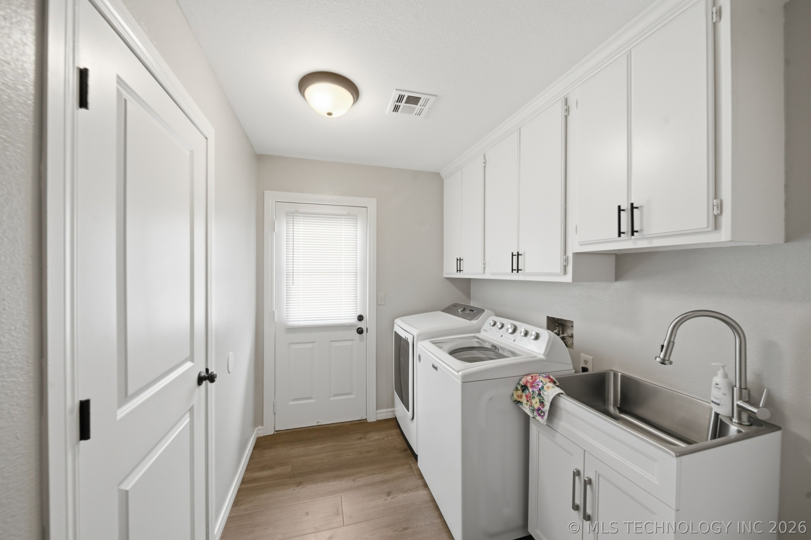12123 S 4090 Road Property Photo 21