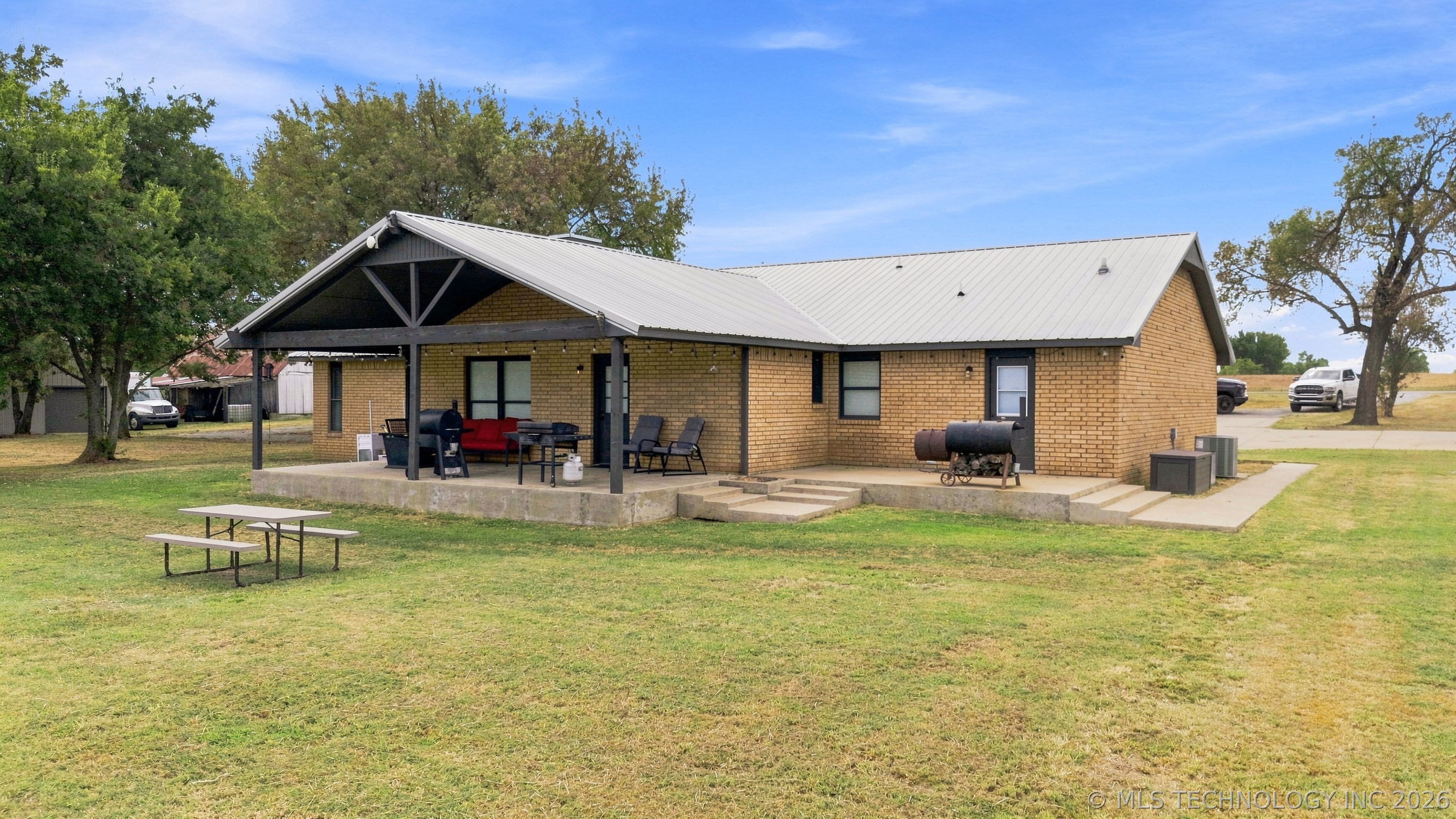 12123 S 4090 Road Property Photo 34