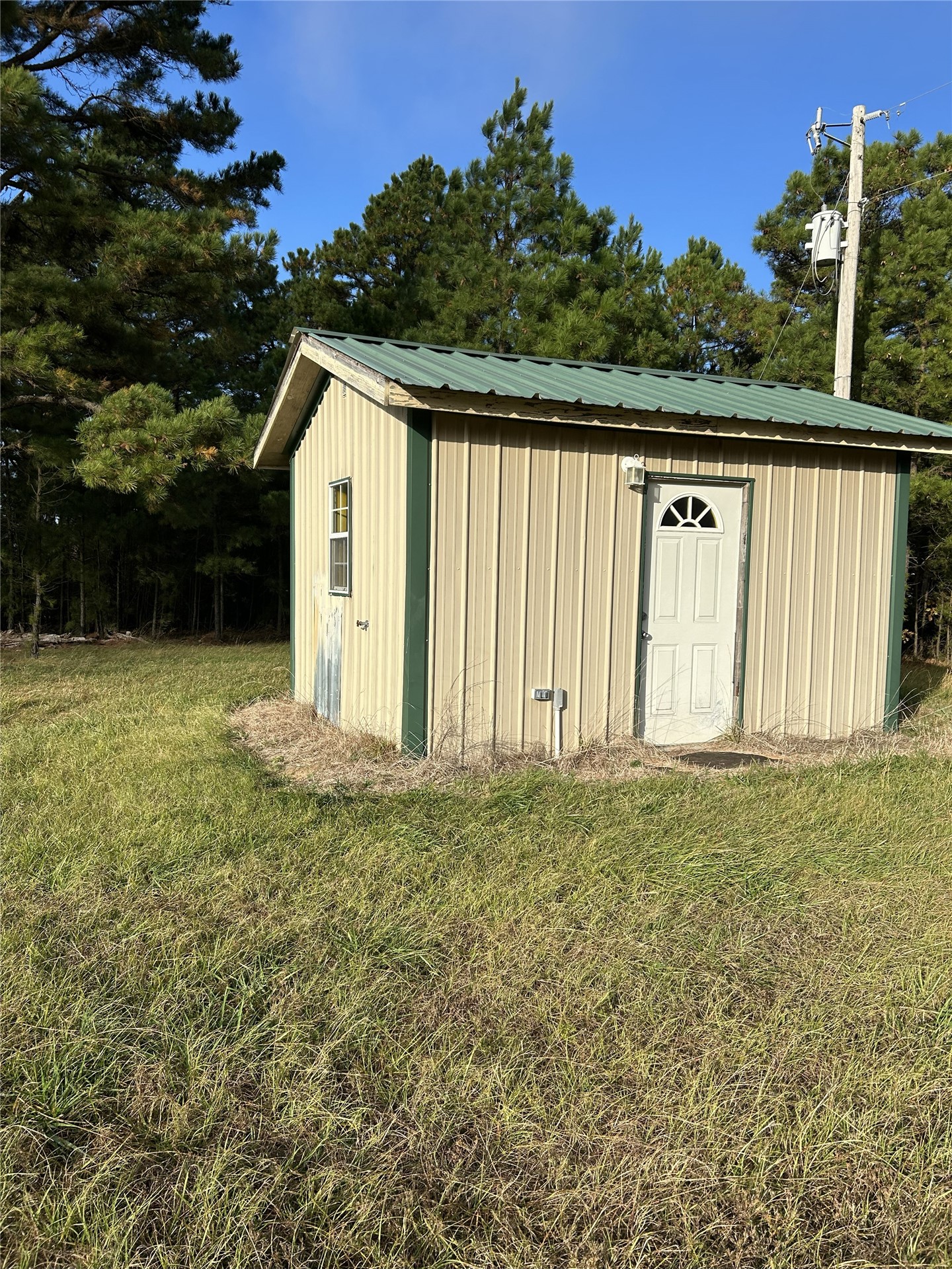 9915 Se Highway 2 Property Photo 18