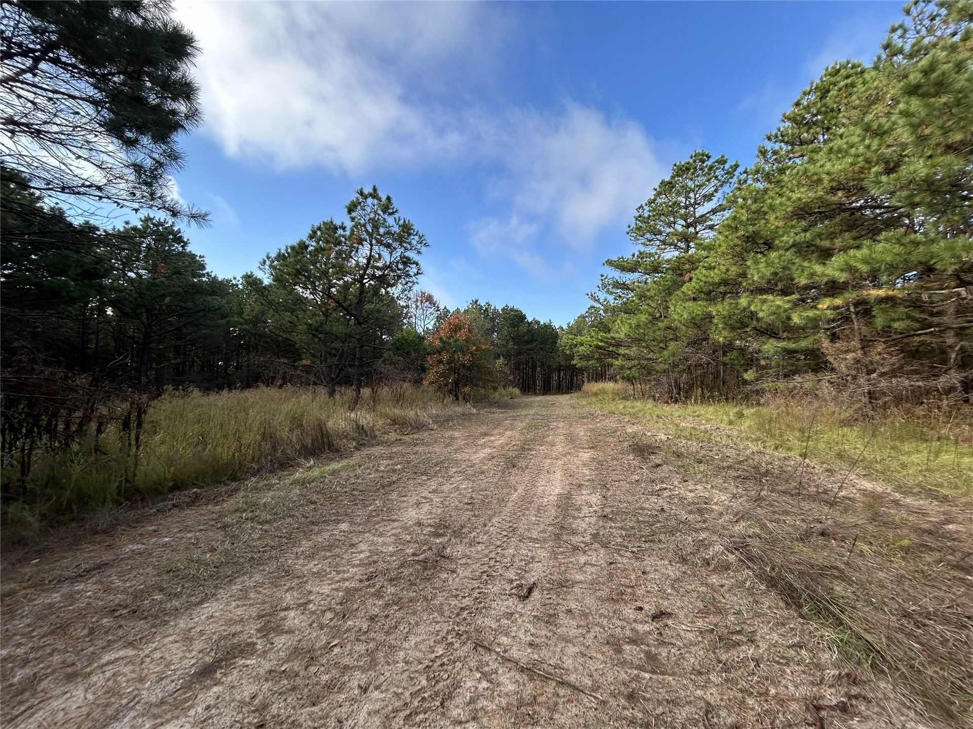 9915 Se Highway 2 Property Photo 23