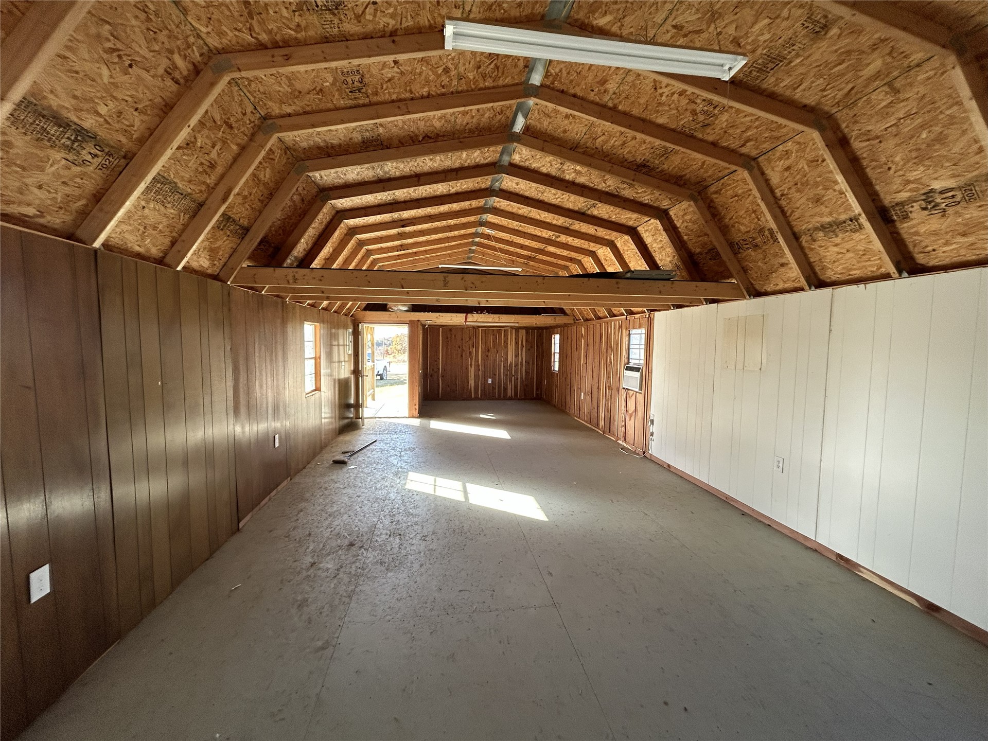 9915 Se Highway 2 Property Photo 46