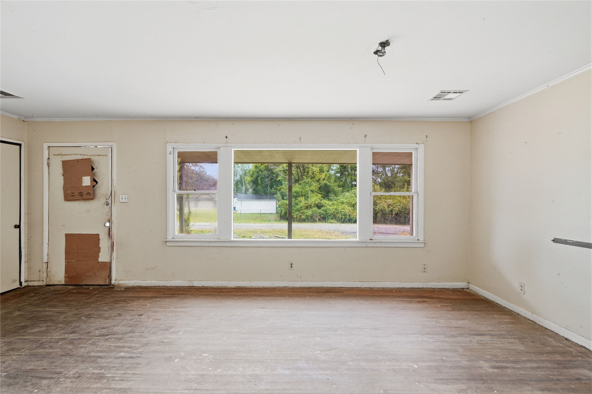 15703 E Latimer Place Property Photo 5