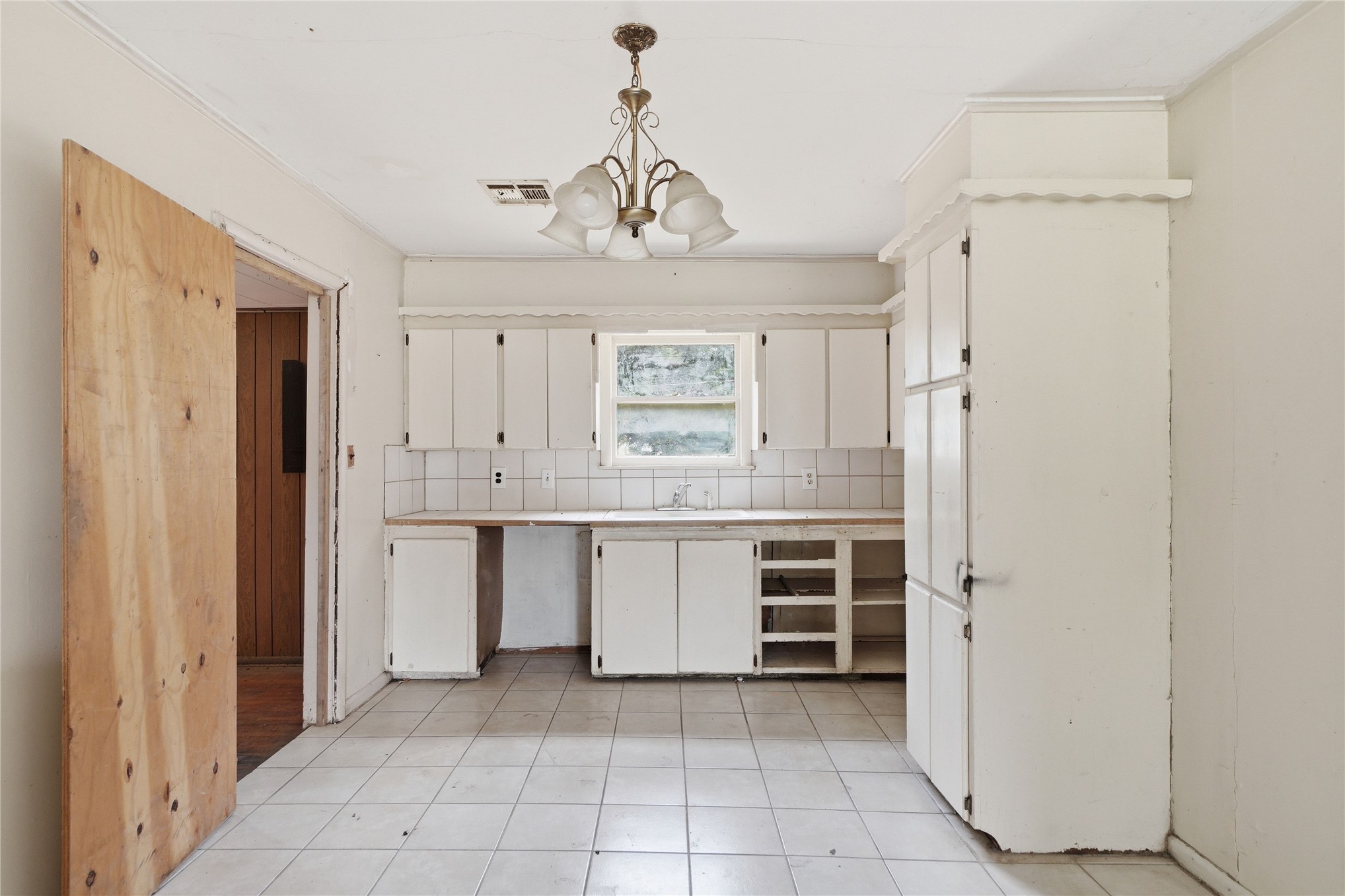 15703 E Latimer Place Property Photo 9