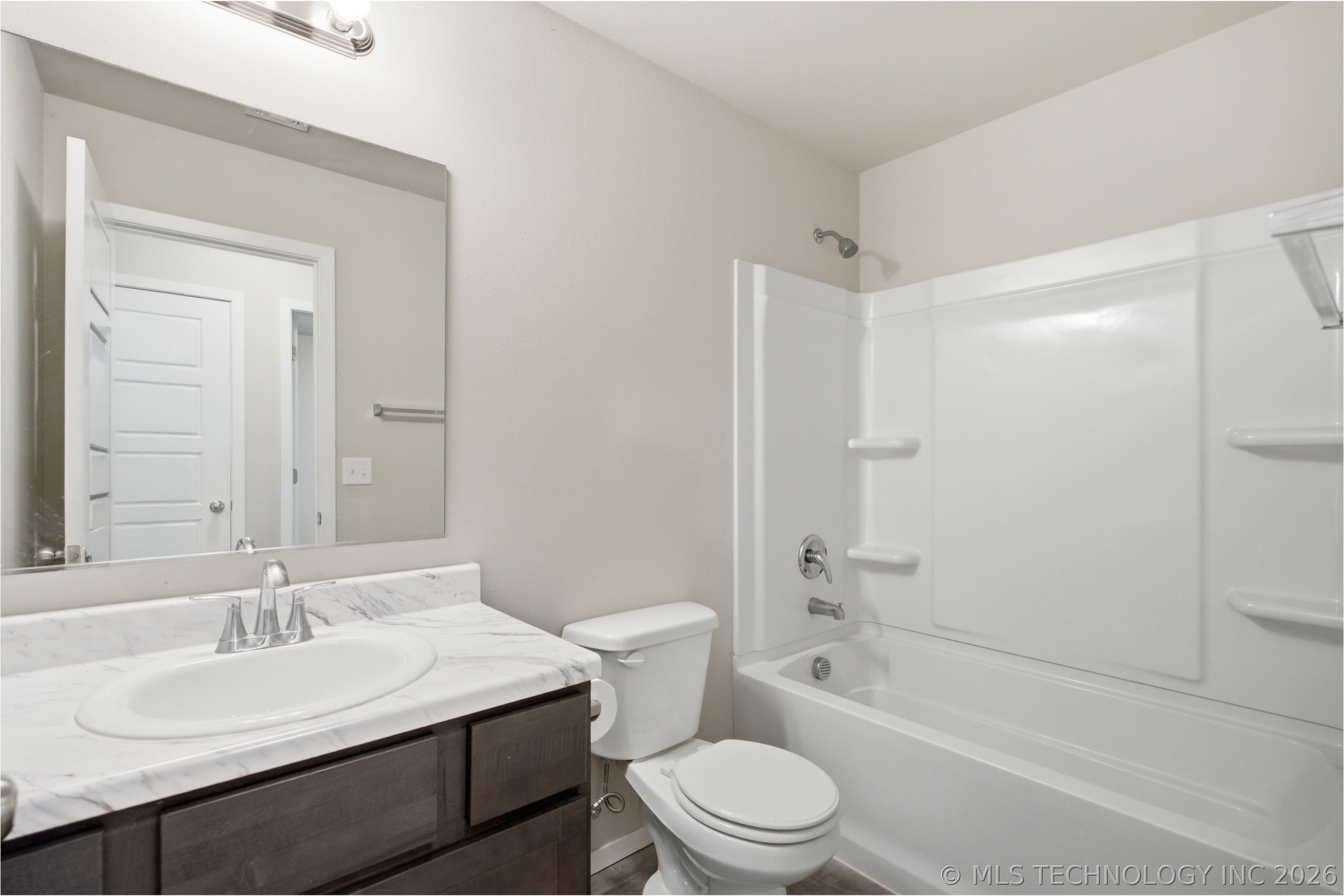 11526 S 235th East Avenue Property Photo 20