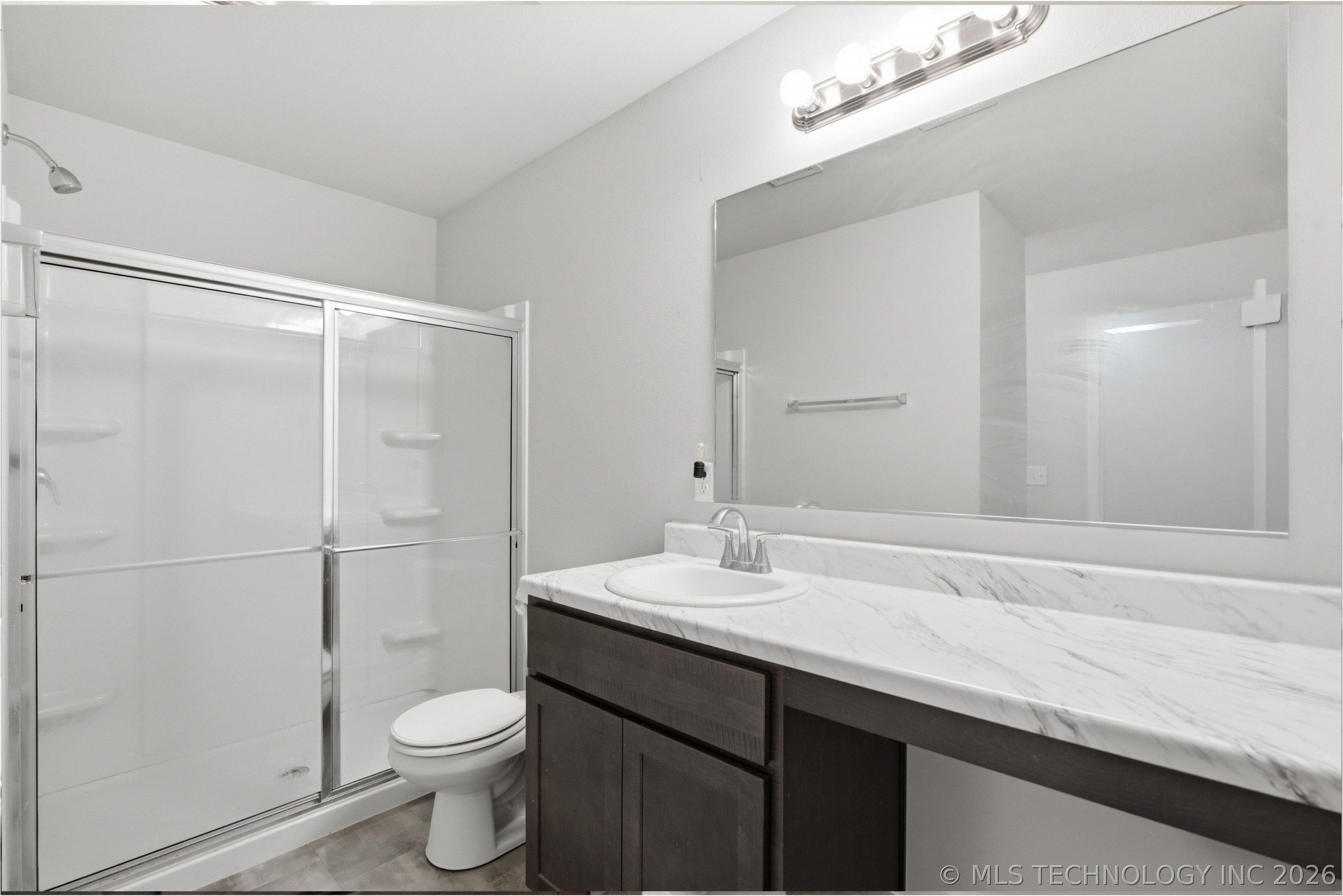 11526 S 235th East Avenue Property Photo 27