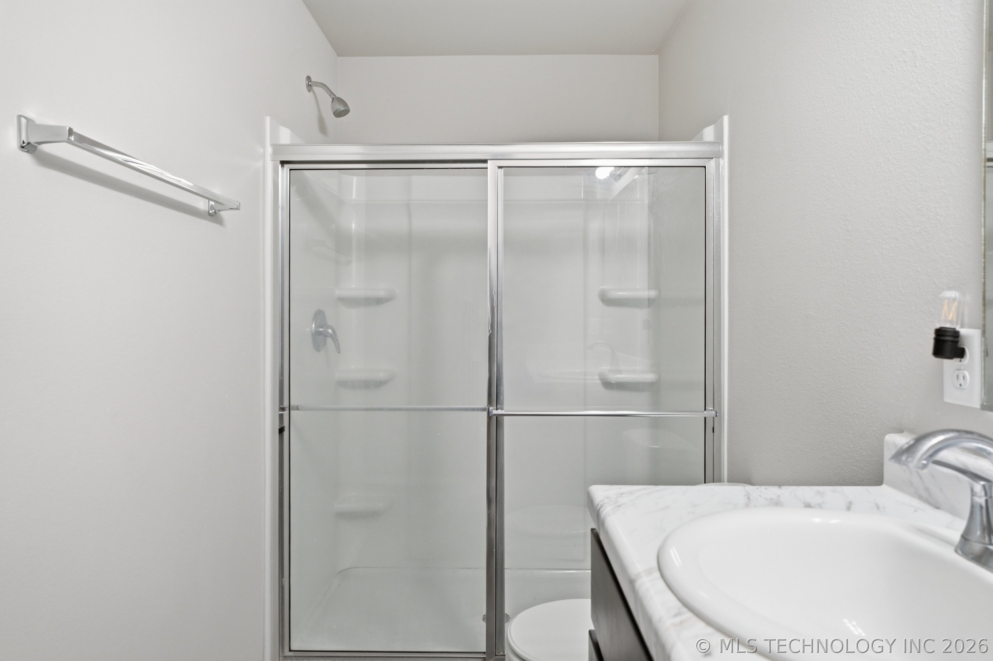11526 S 235th East Avenue Property Photo 28