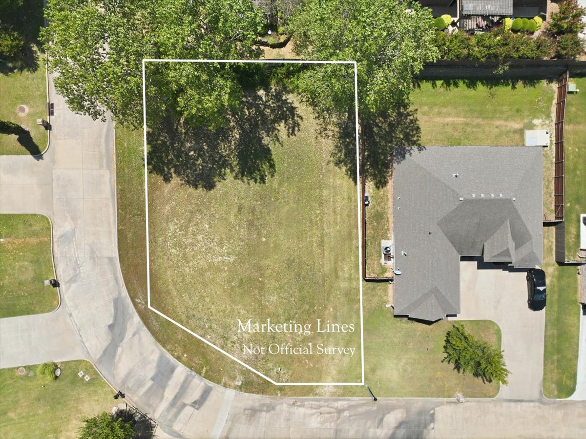 Magnolia Drive Property Photo 2