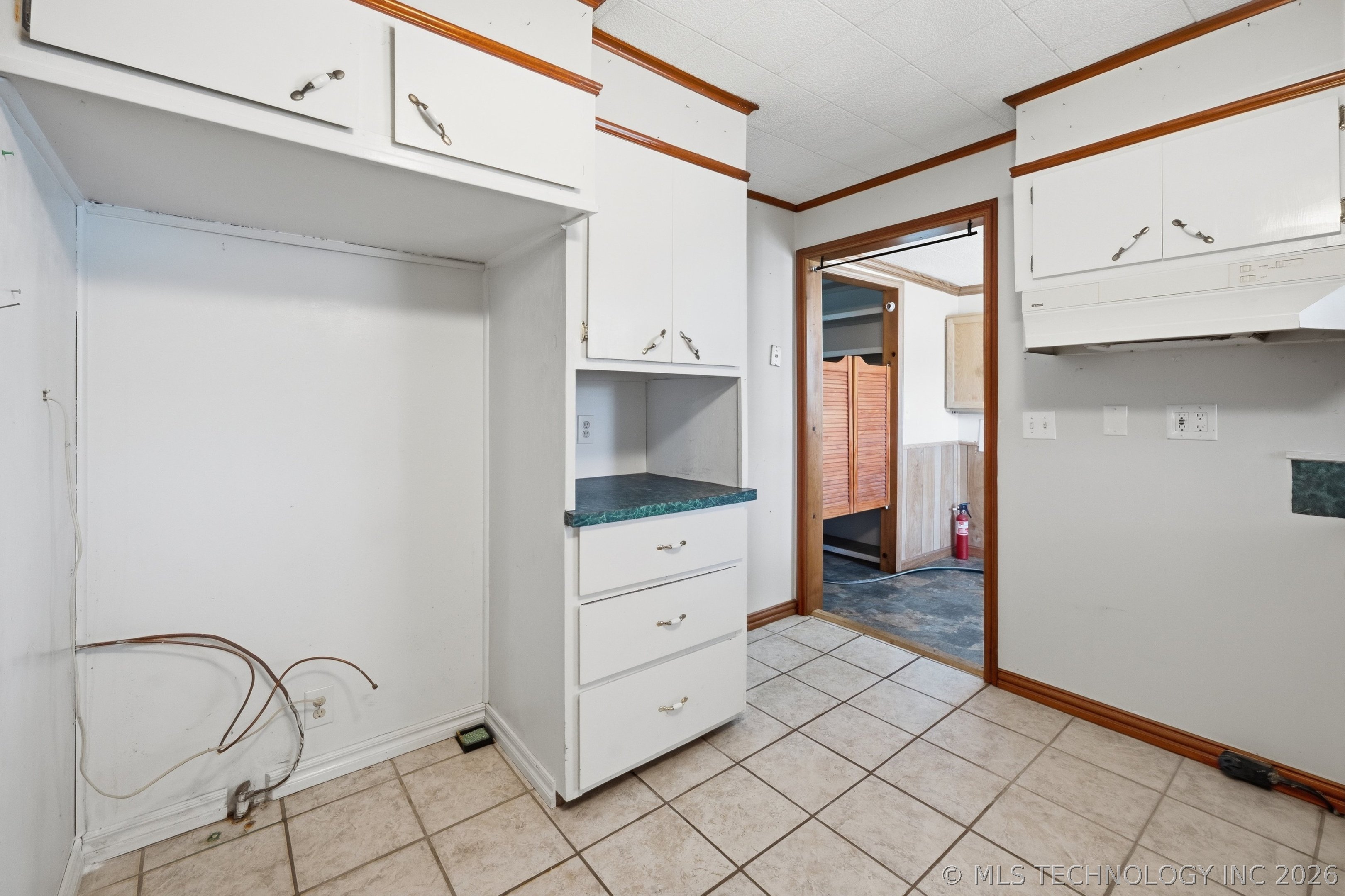635 S Javine Street Property Photo 10