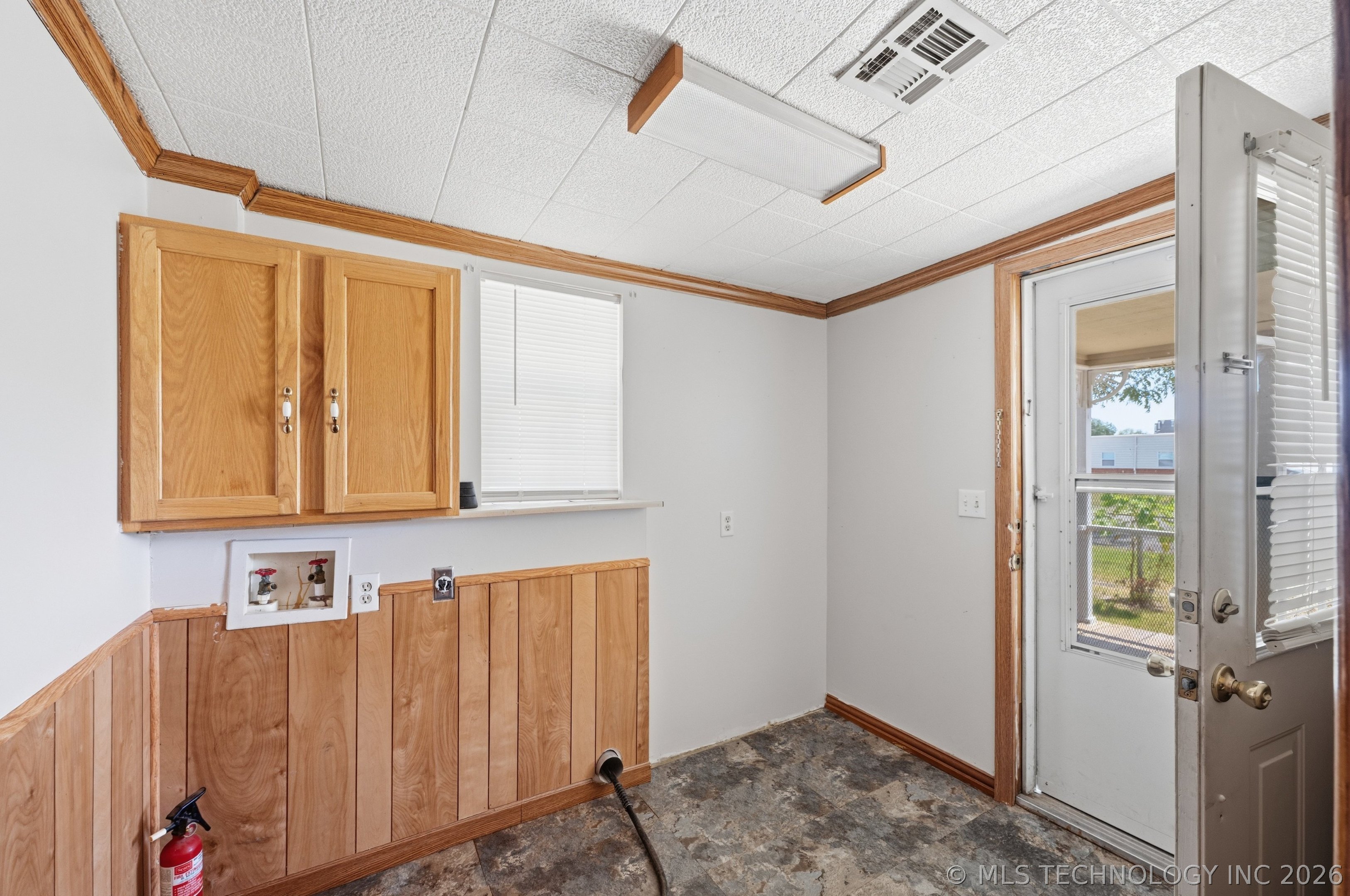 635 S Javine Street Property Photo 11