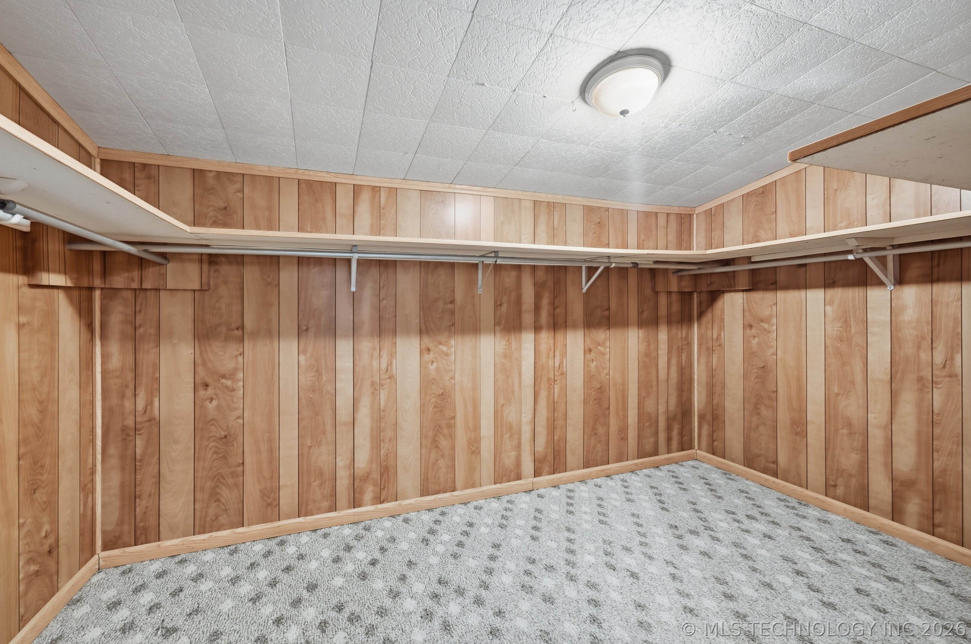 635 S Javine Street Property Photo 20