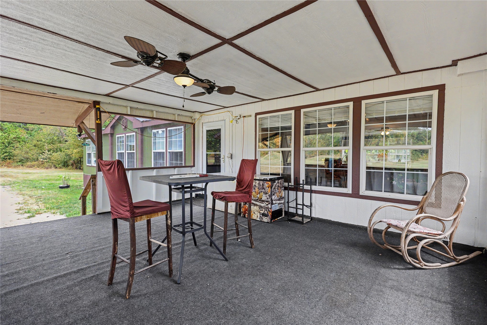 3746 N 494 Road Property Photo 6