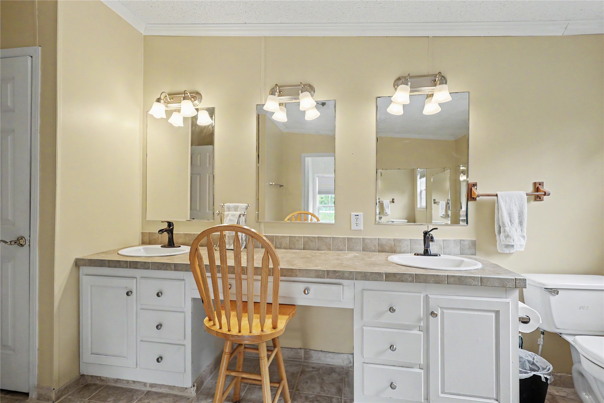 3746 N 494 Road Property Photo 40