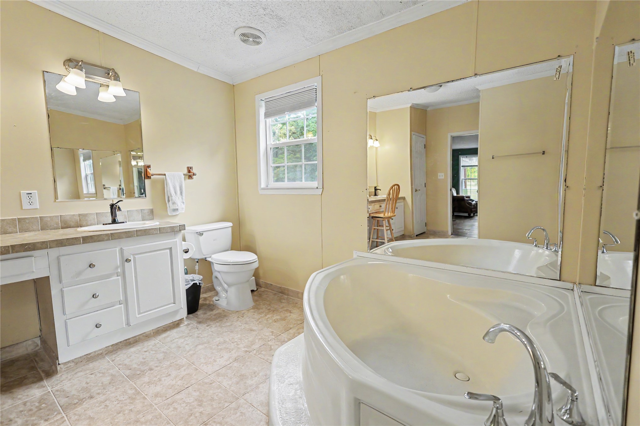 3746 N 494 Road Property Photo 43