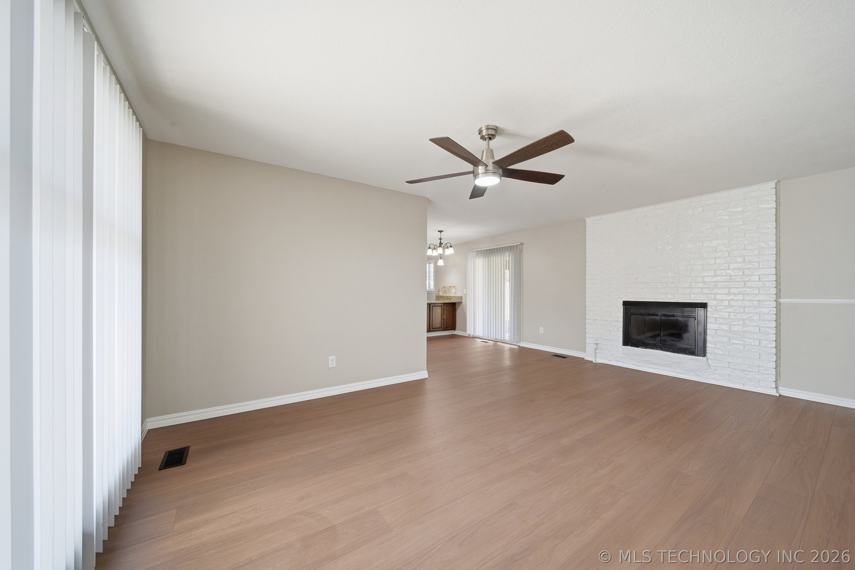 11819 E 27th Street Property Photo 3