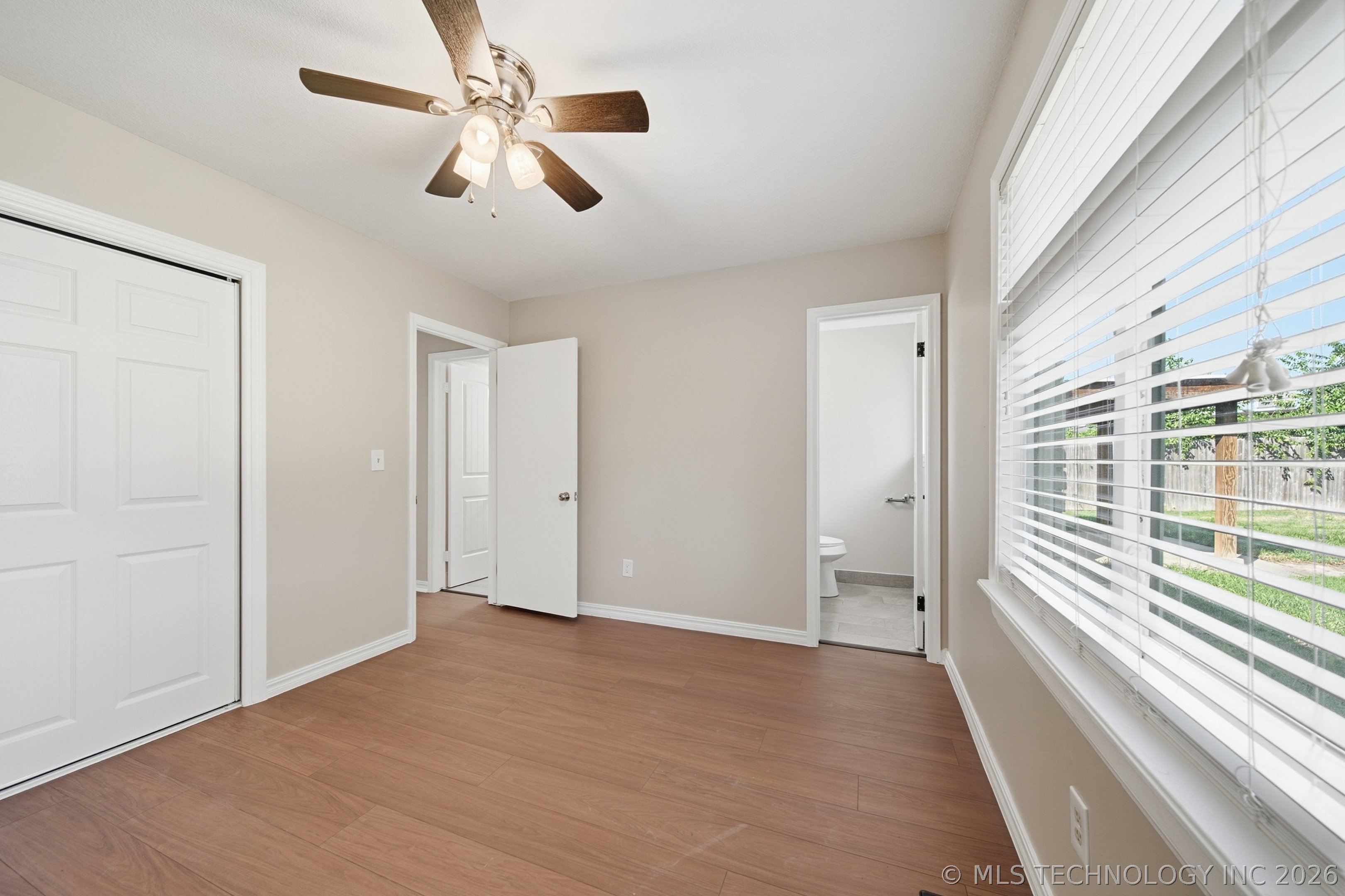 11819 E 27th Street Property Photo 14