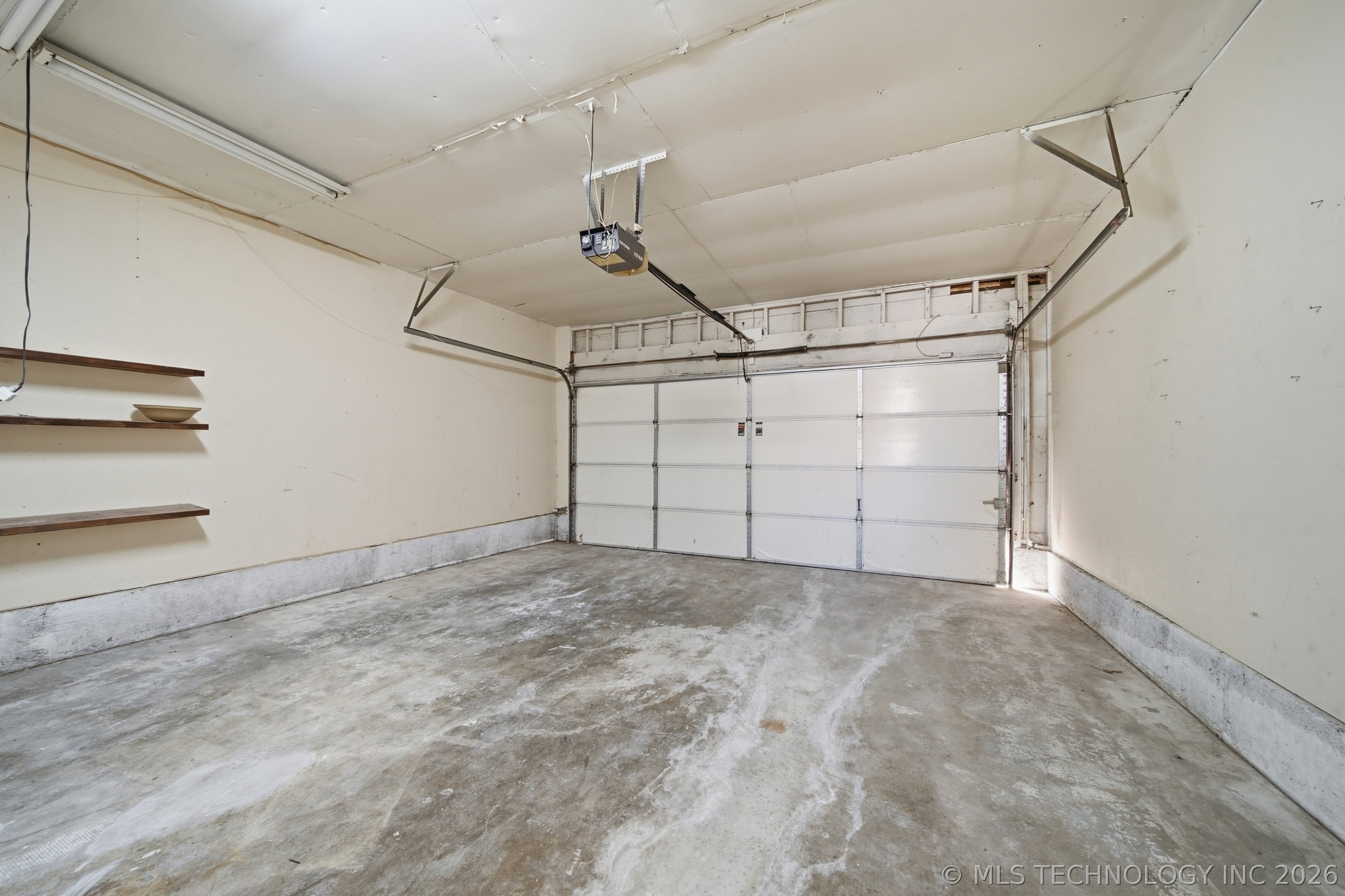 11819 E 27th Street Property Photo 19