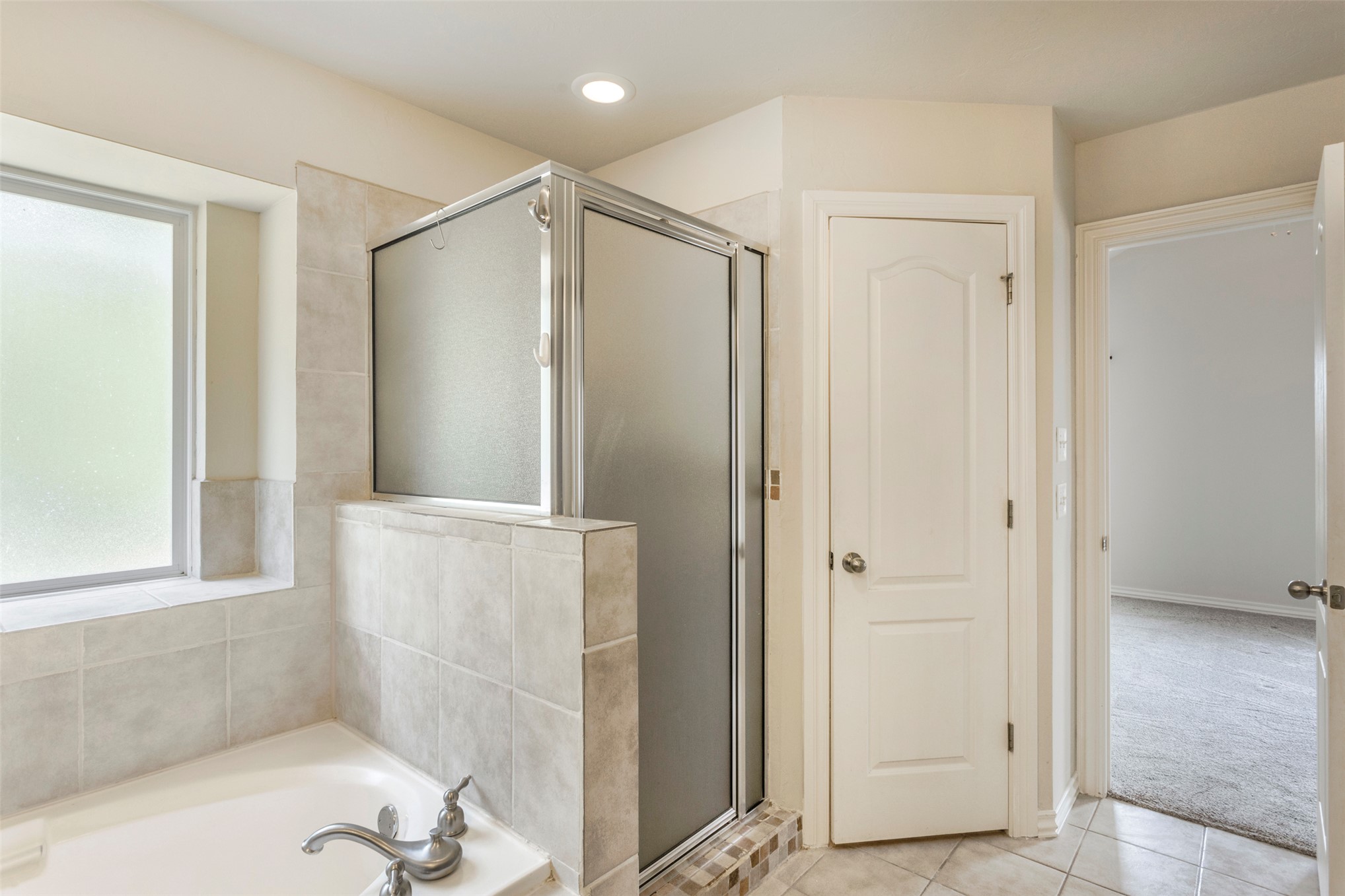720 Hedgewood Drive Property Photo 25