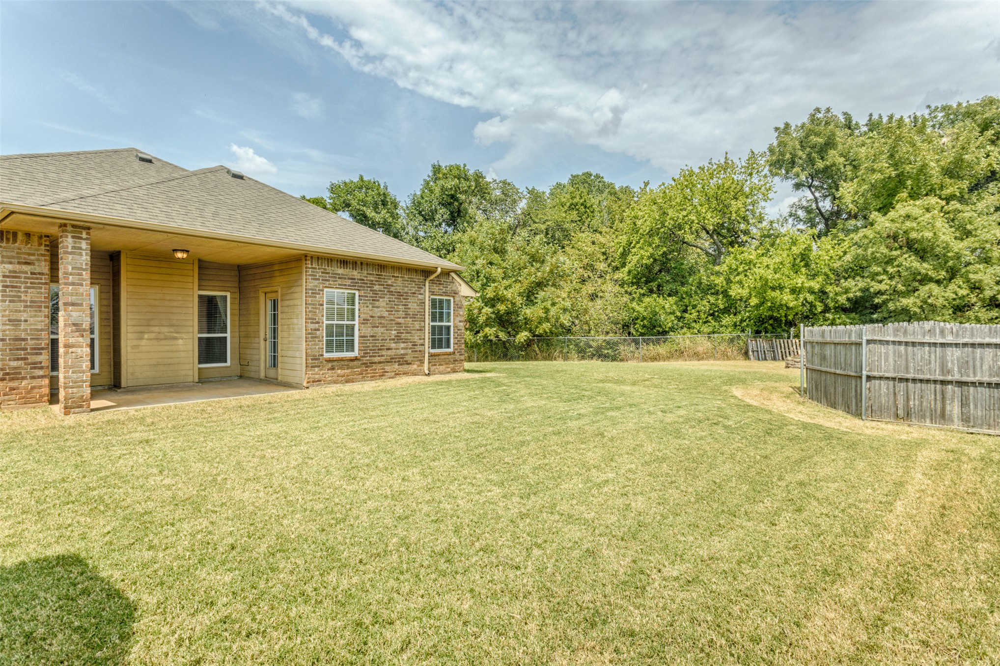 720 Hedgewood Drive Property Photo 29