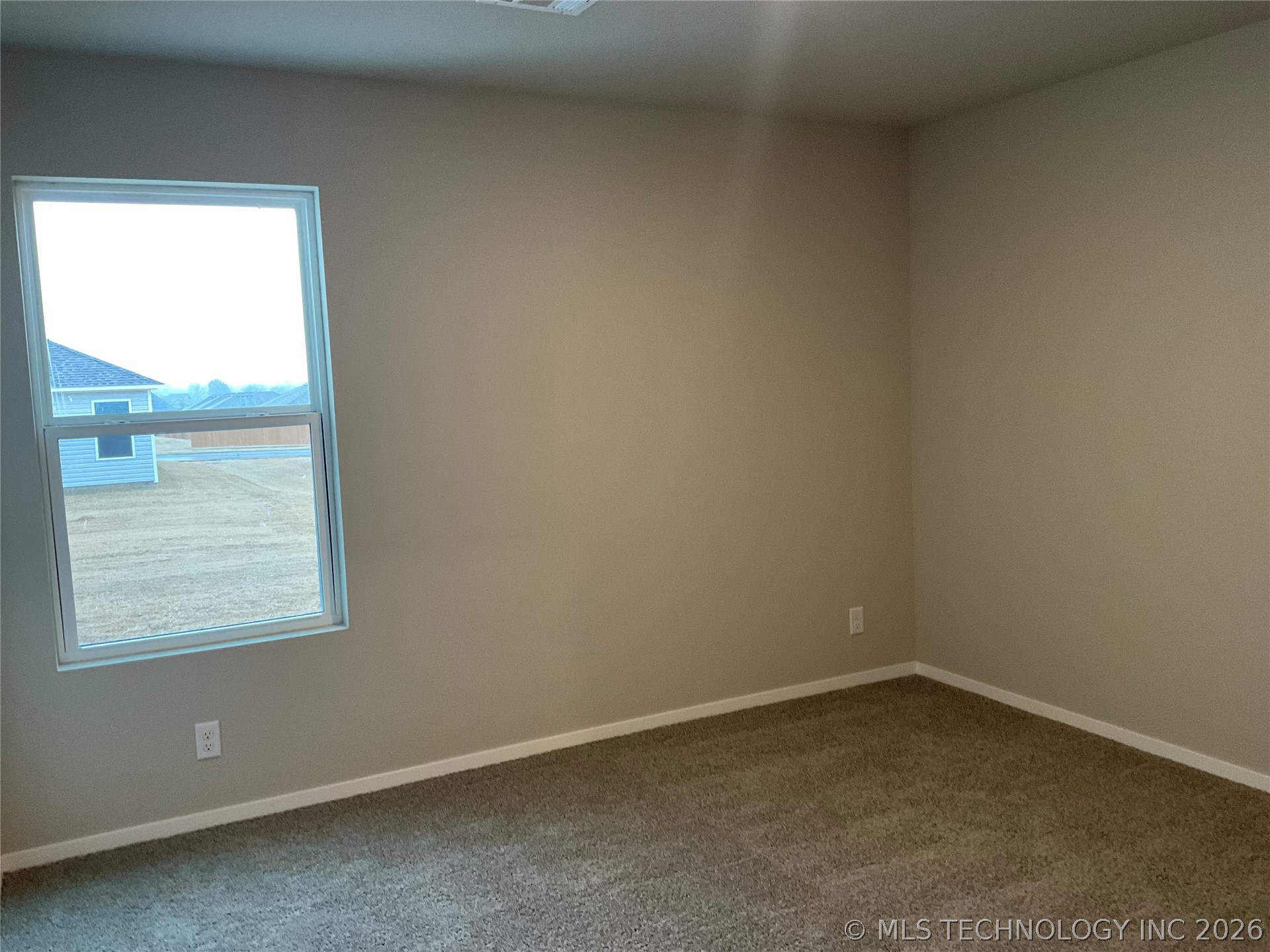 1108 W Odessa Road Property Photo 15