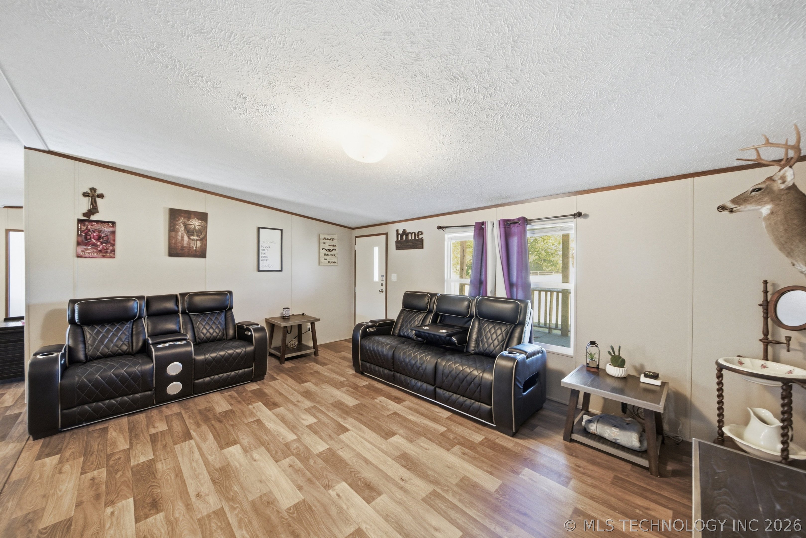 19505 Yale Avenue Property Photo 3