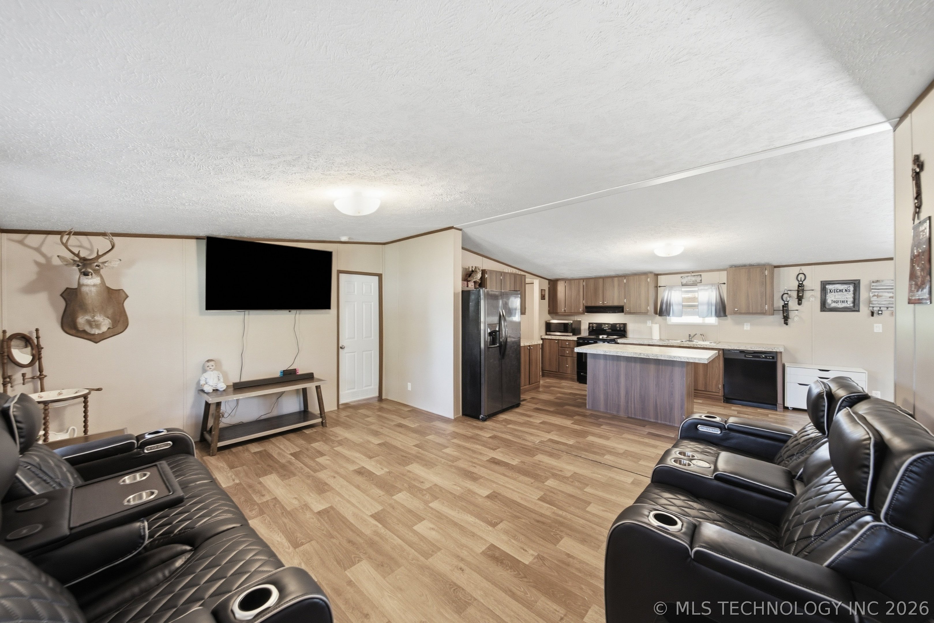 19505 Yale Avenue Property Photo 13