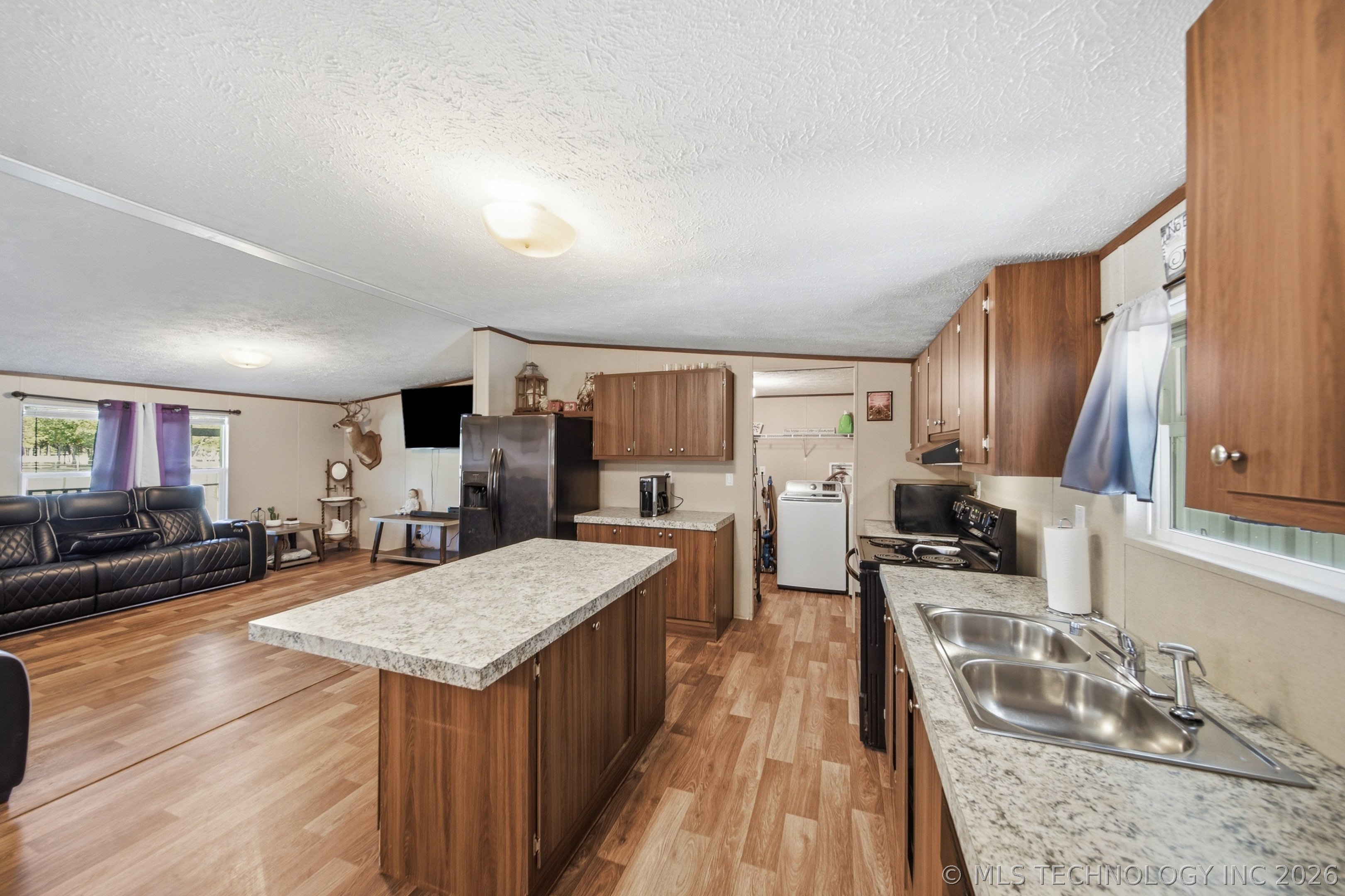 19505 Yale Avenue Property Photo 20