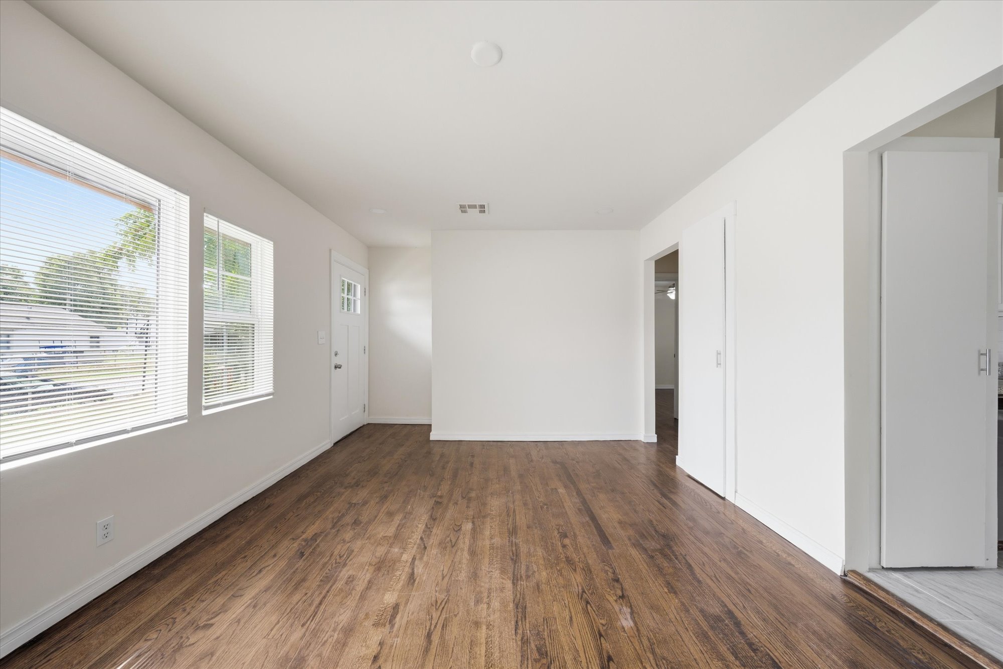 1112 S 53rd West Avenue Property Photo 5