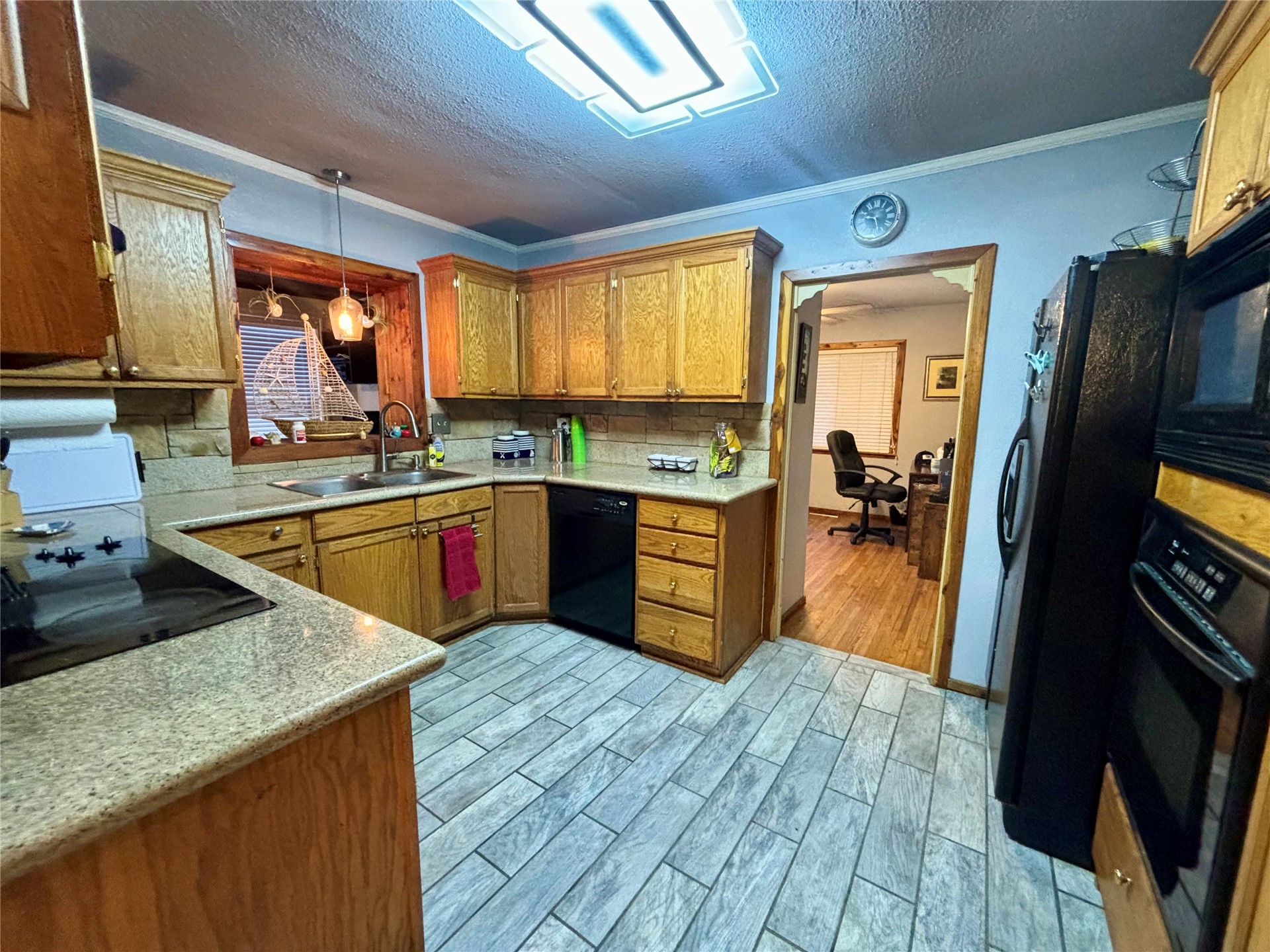 33857 E 713 Drive Property Photo 21