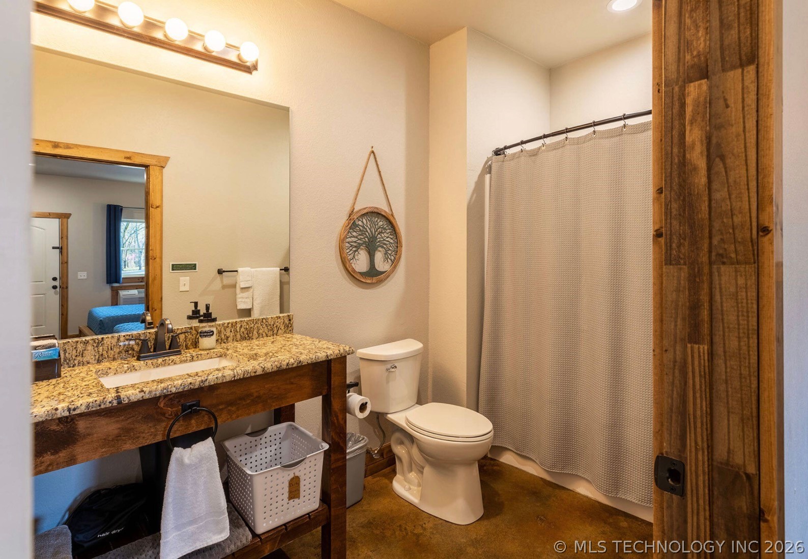 11061 Highway 70 Property Photo 4
