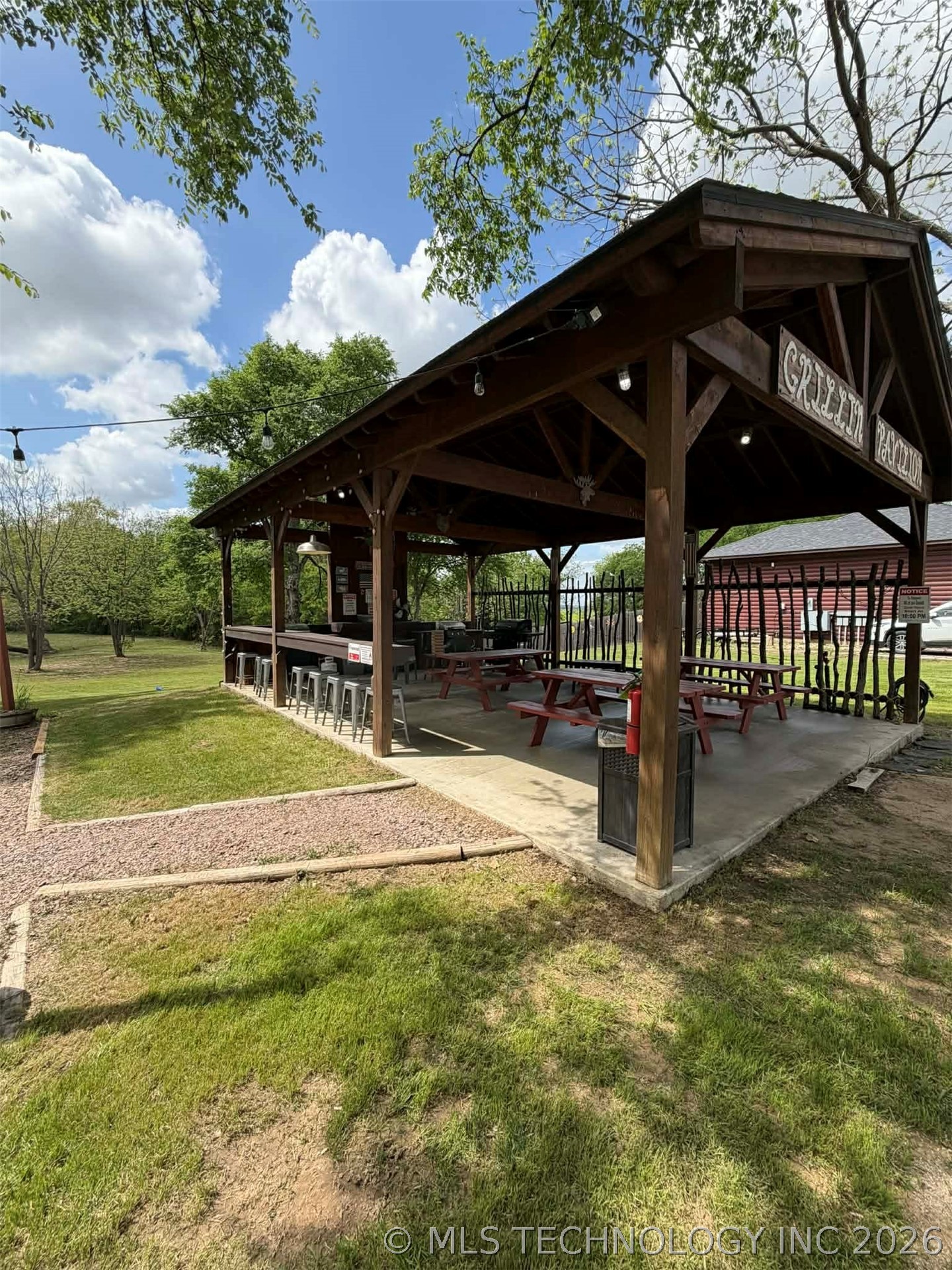 11061 Highway 70 Property Photo 11