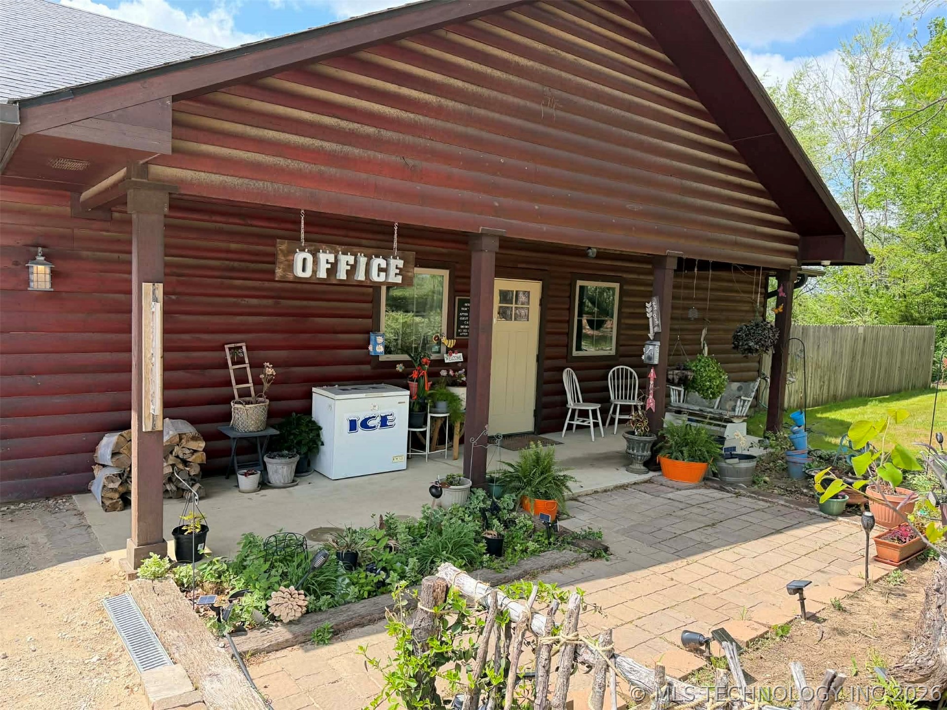 11061 Highway 70 Property Photo 13