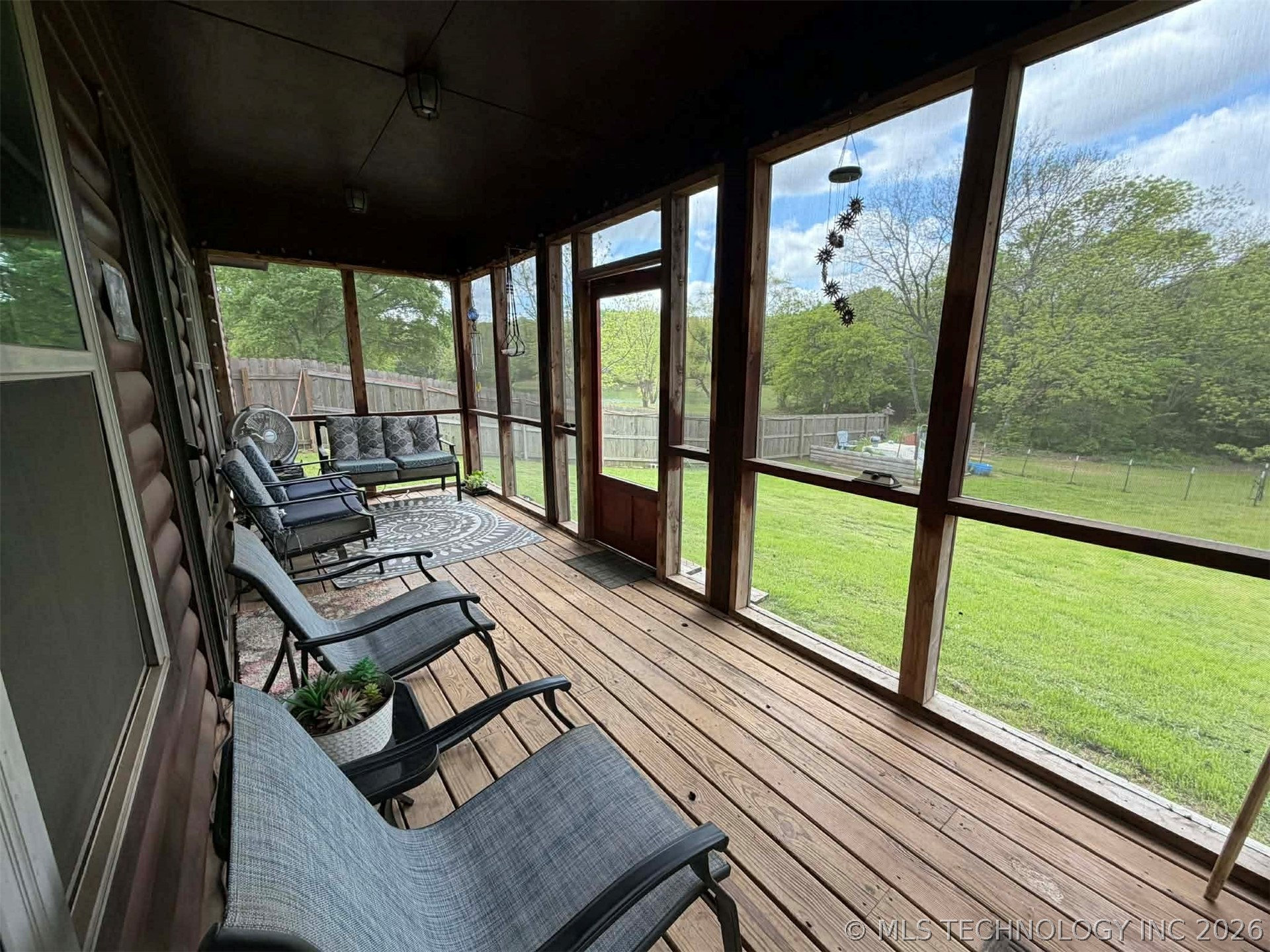 11061 Highway 70 Property Photo 32