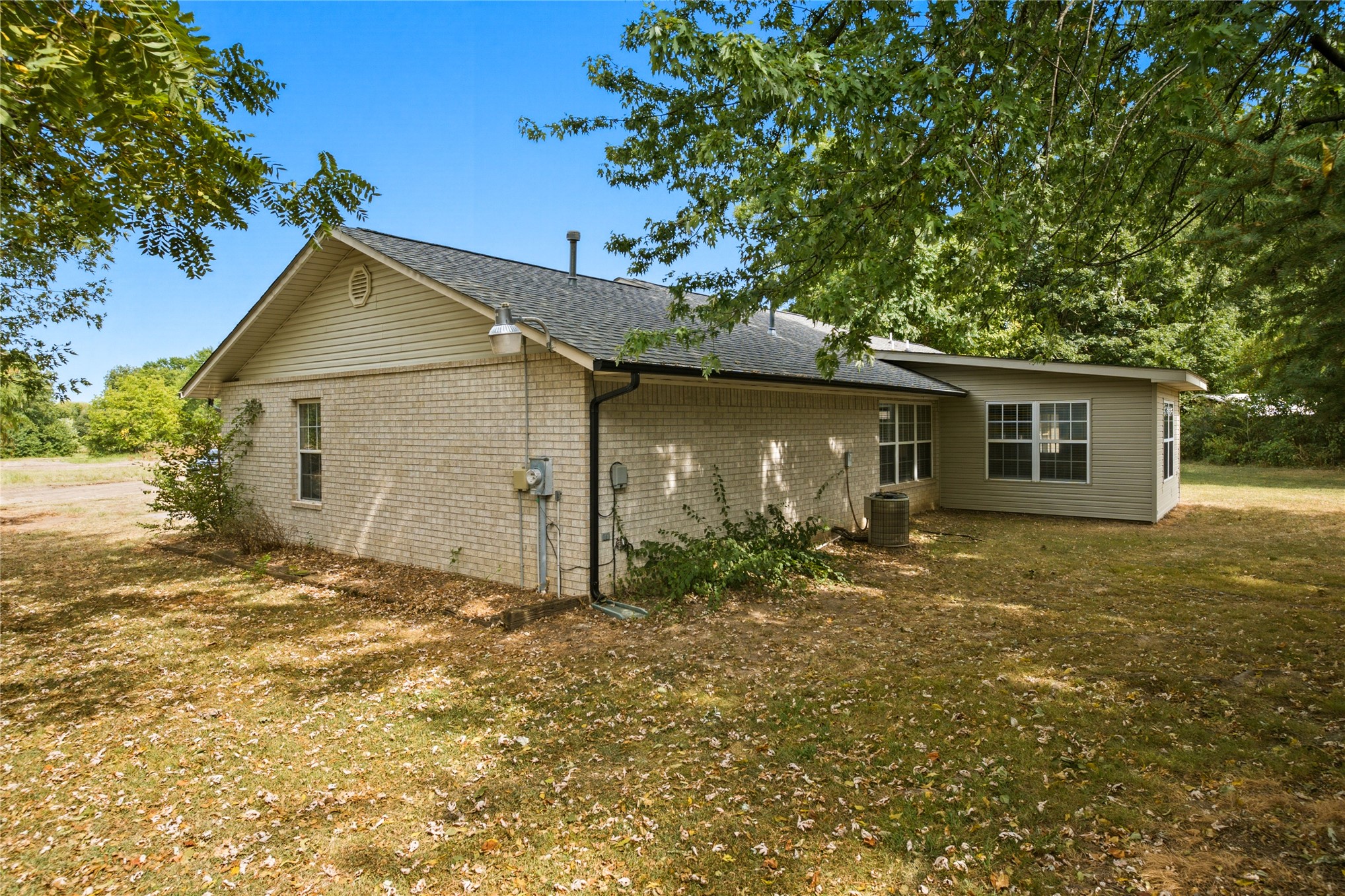 1799 W Main Street Property Photo 3