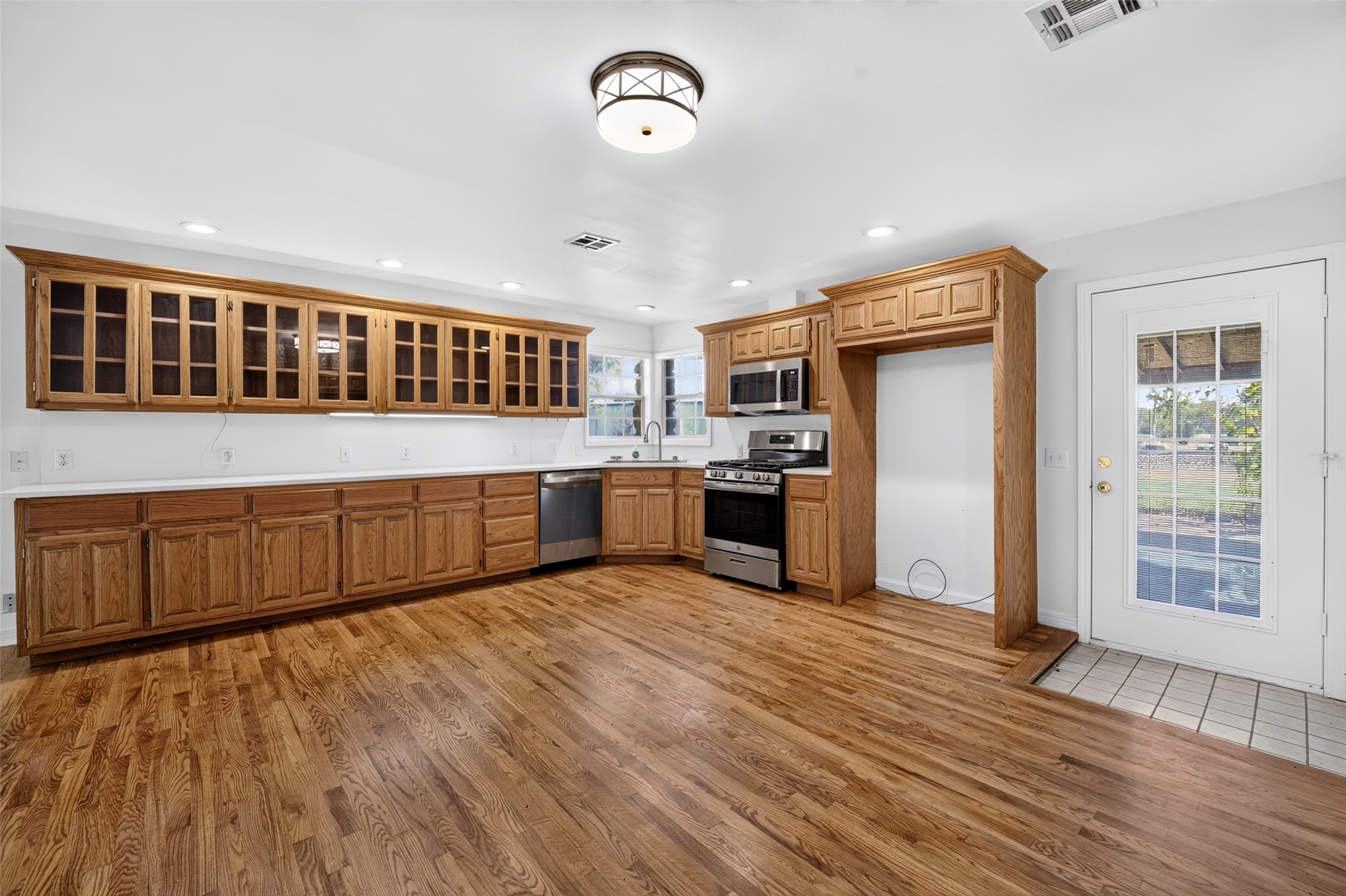 723 N Bristow Avenue Property Photo 14