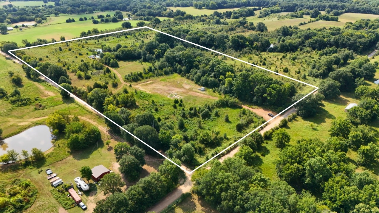 4070 Road Property Photo 19