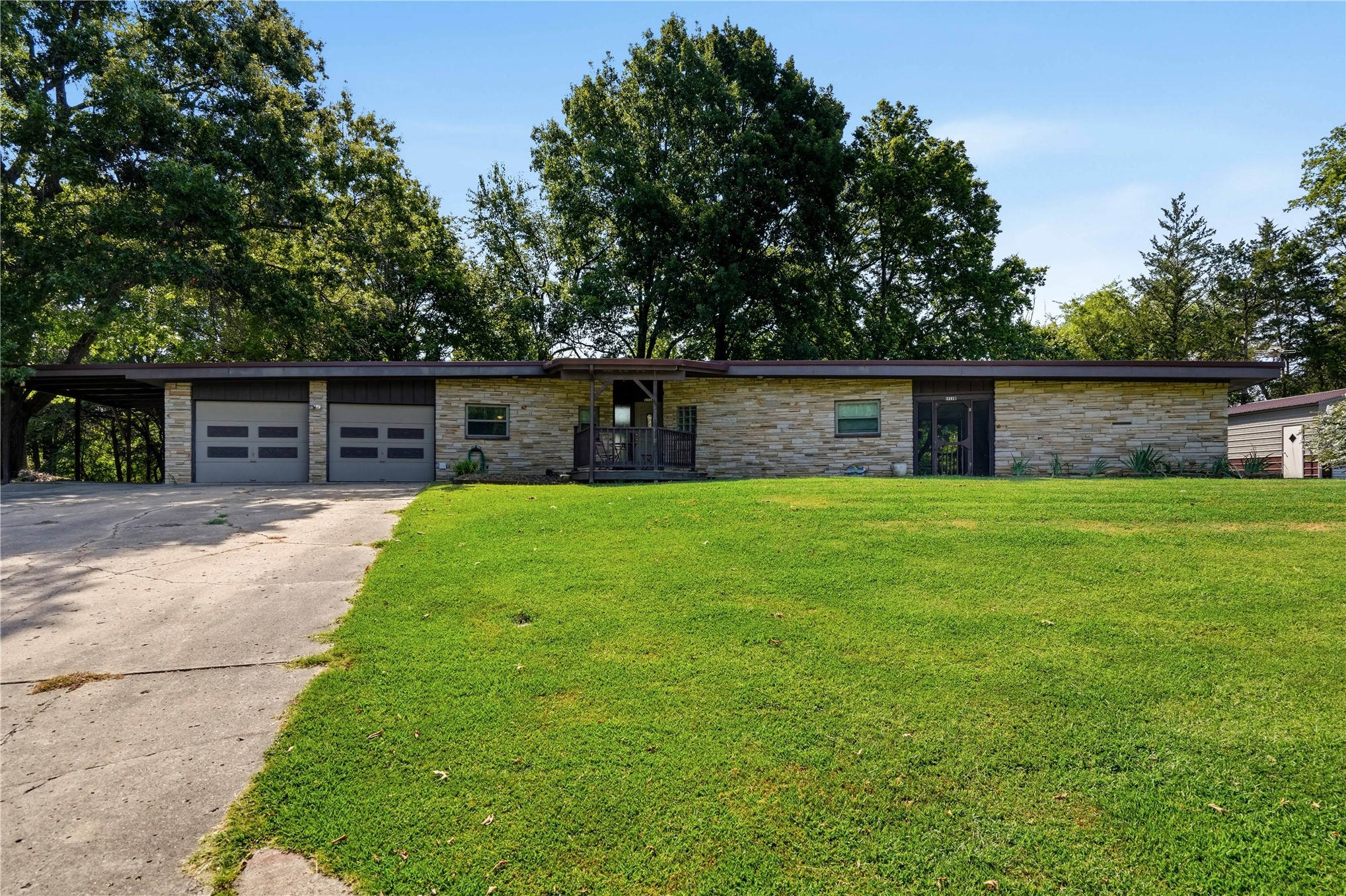 1513 Bowden Property Photo 1